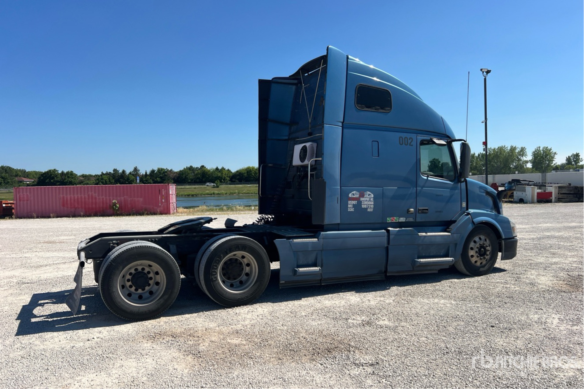 2017 Volvo VNL