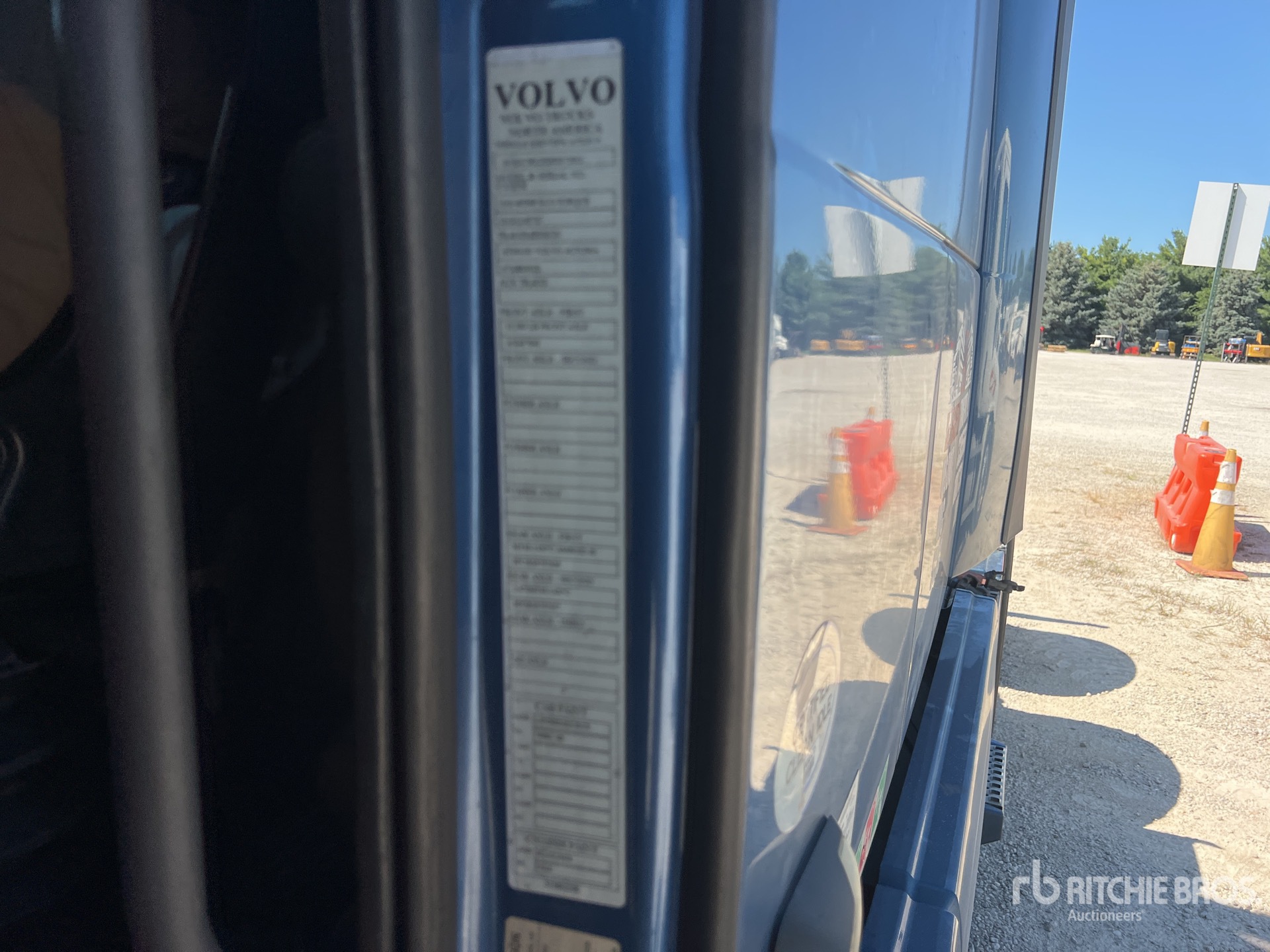2017 Volvo VNL