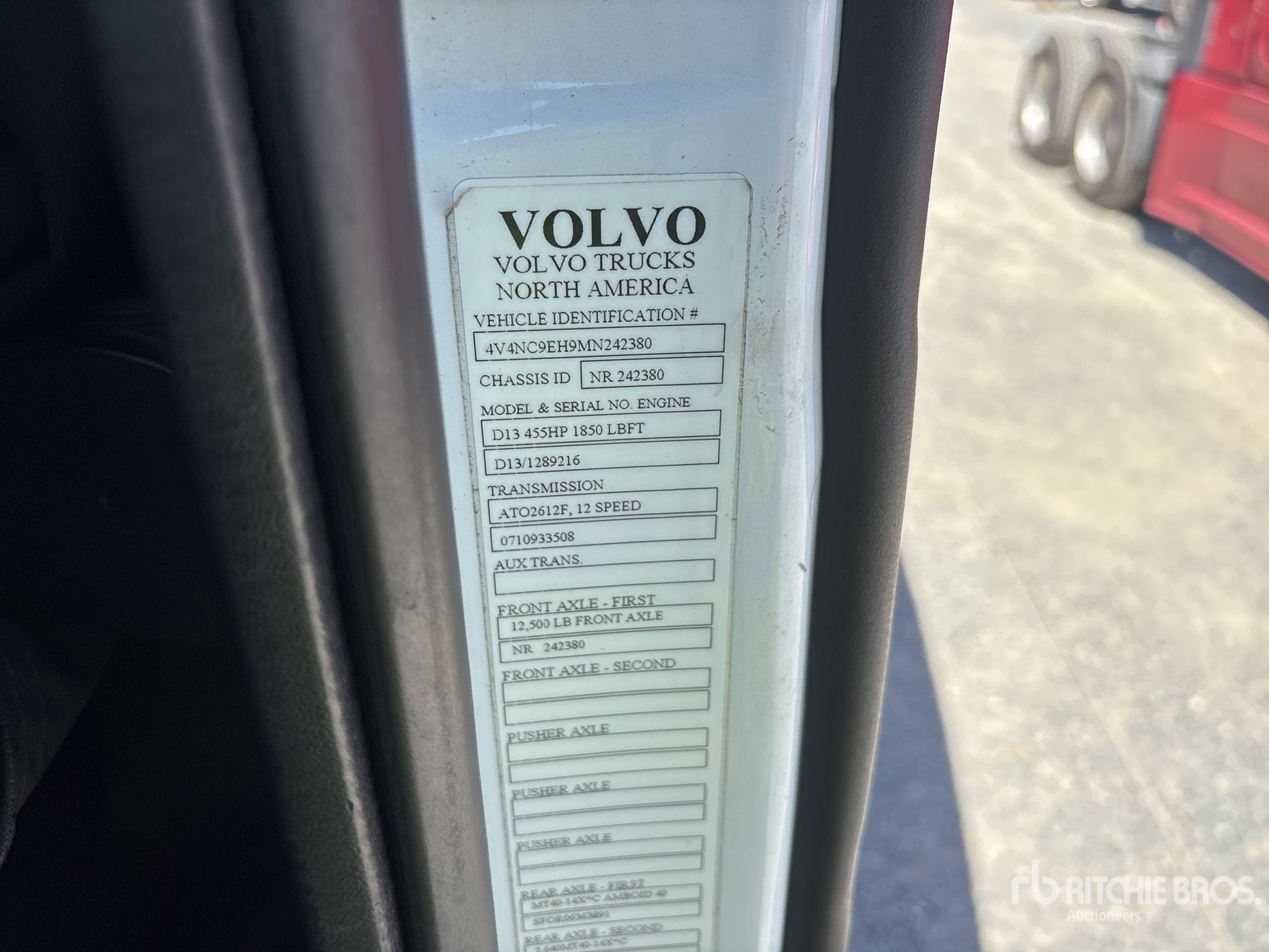 2021 Volvo VNL760