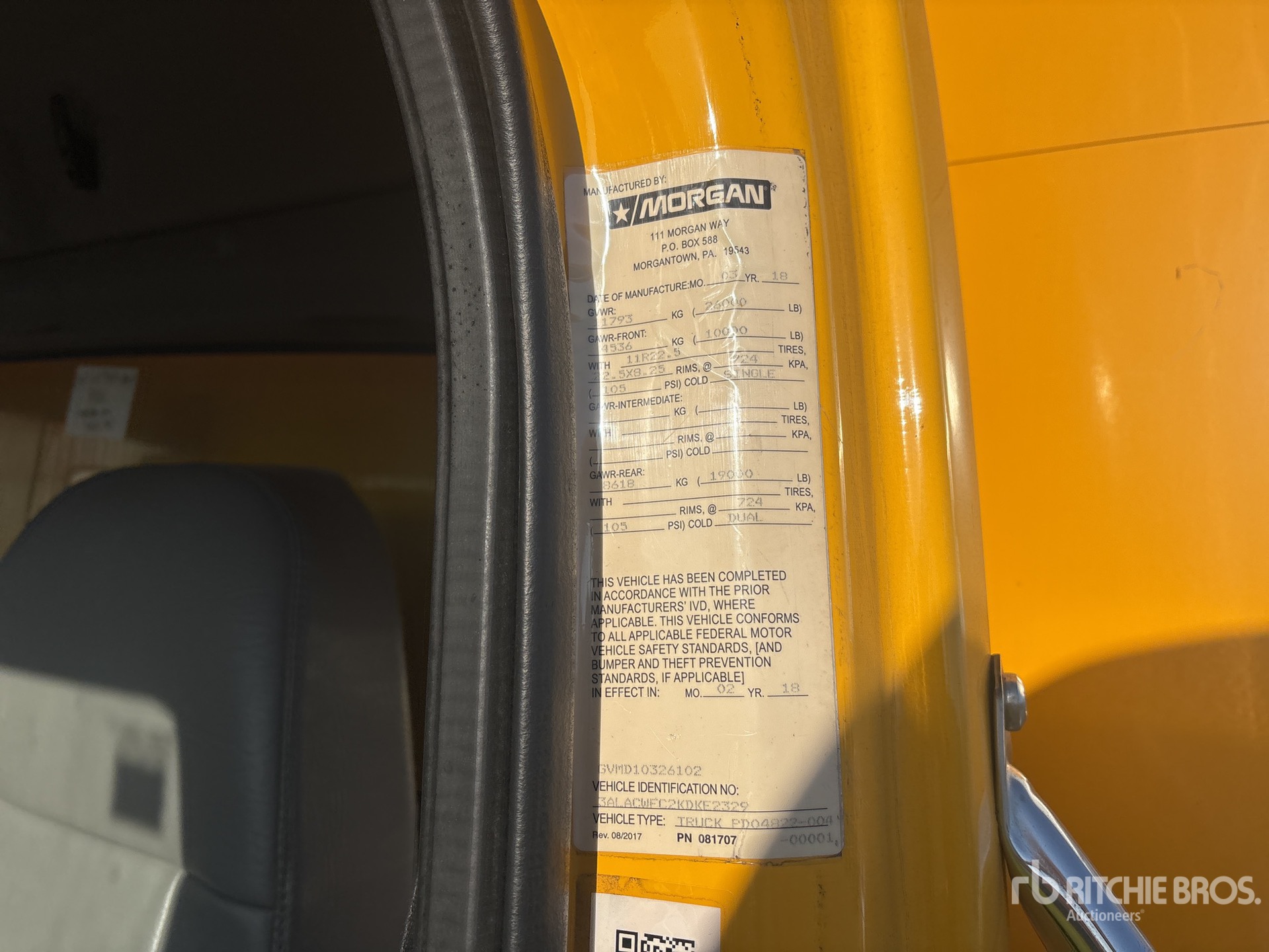 2019 Freightliner M2106