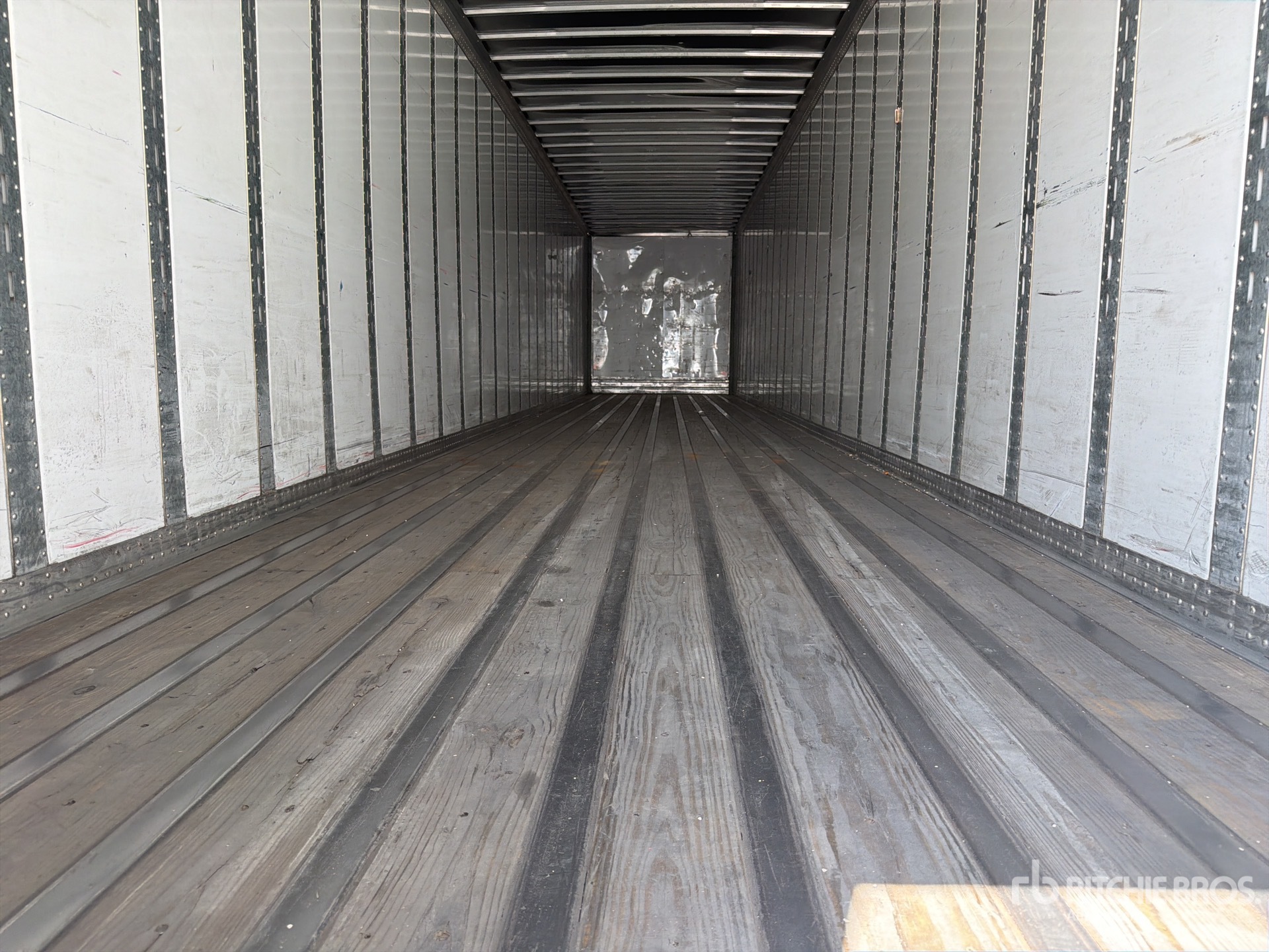 2024 Atro 53 ft x 102 in T/A Caja Seca /