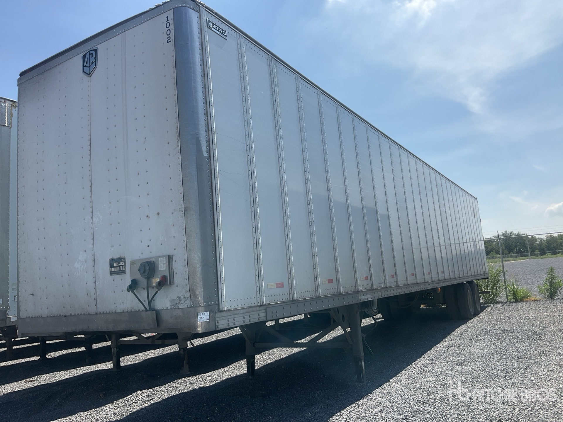 2024 Atro 53 ft x 102 in T/A Caja Seca /
