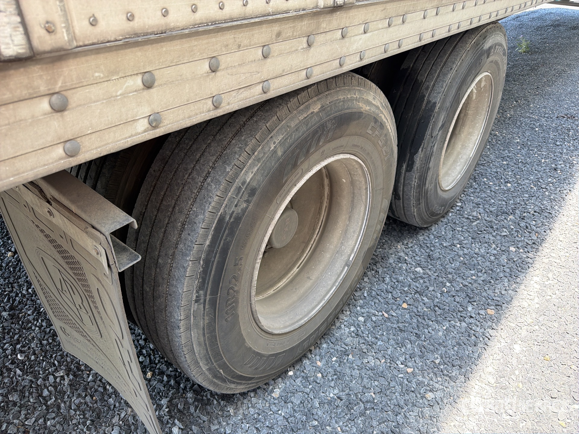 2024 Atro 53 ft x 102 in T/A Caja Seca /