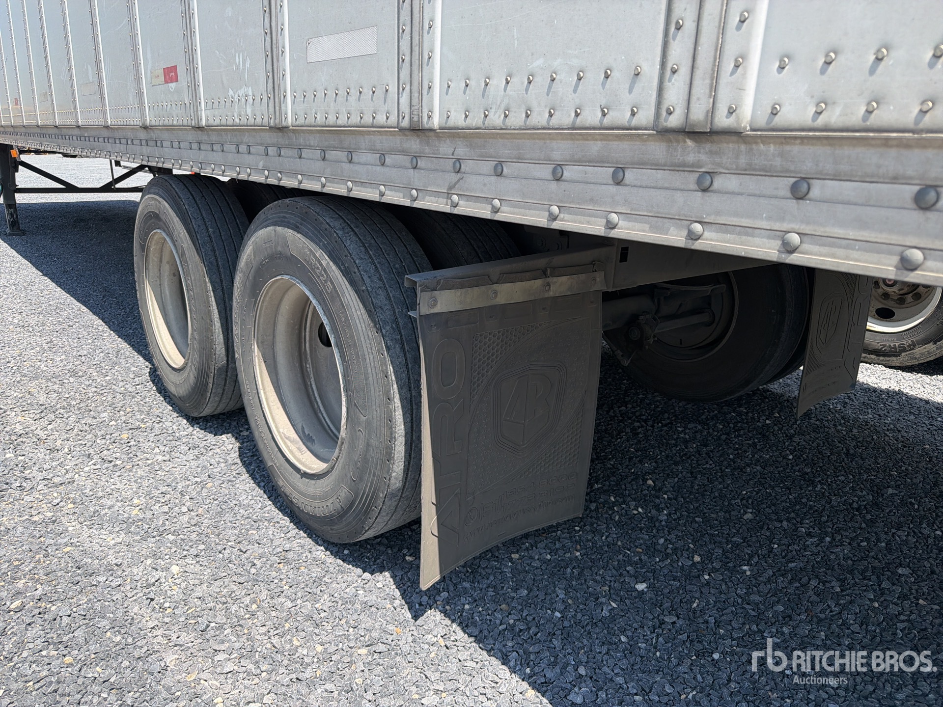 2024 Atro 53 ft x 102 in T/A Caja Seca /