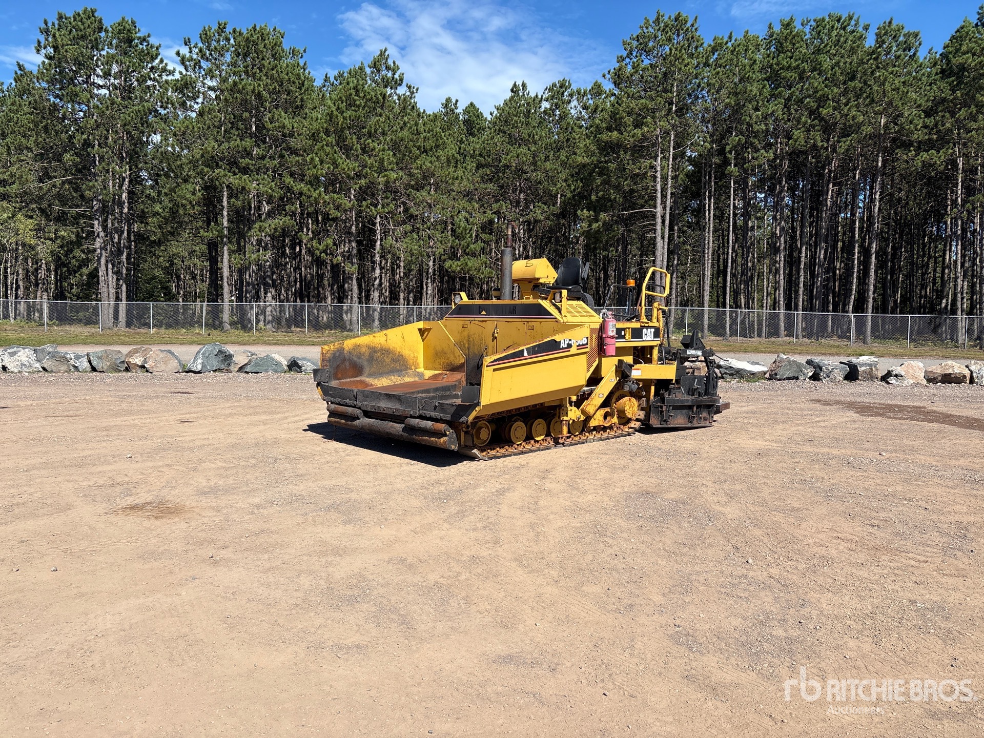 2001 Caterpillar AP-650B