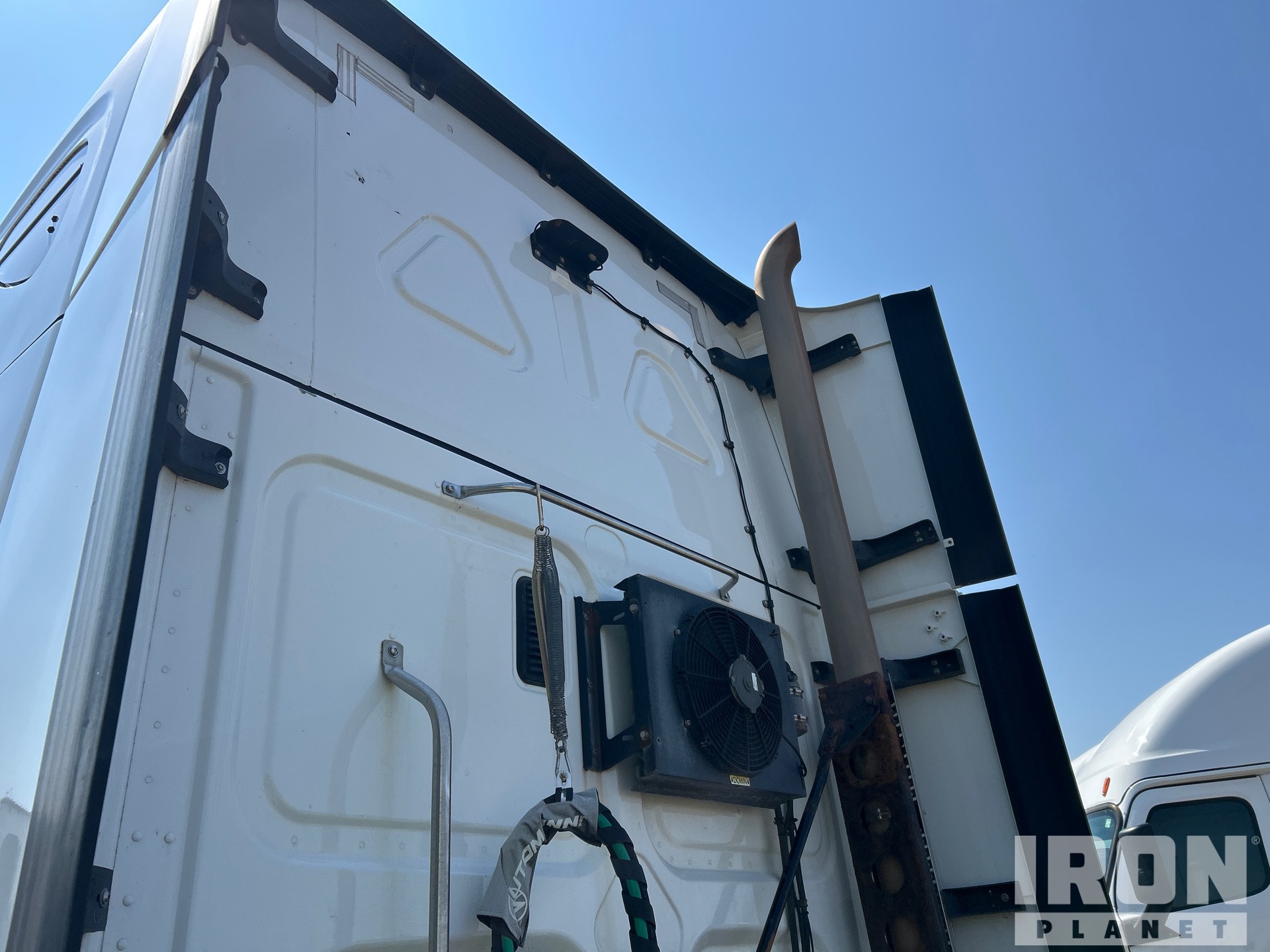 2015 Freightliner CASCADIA 125