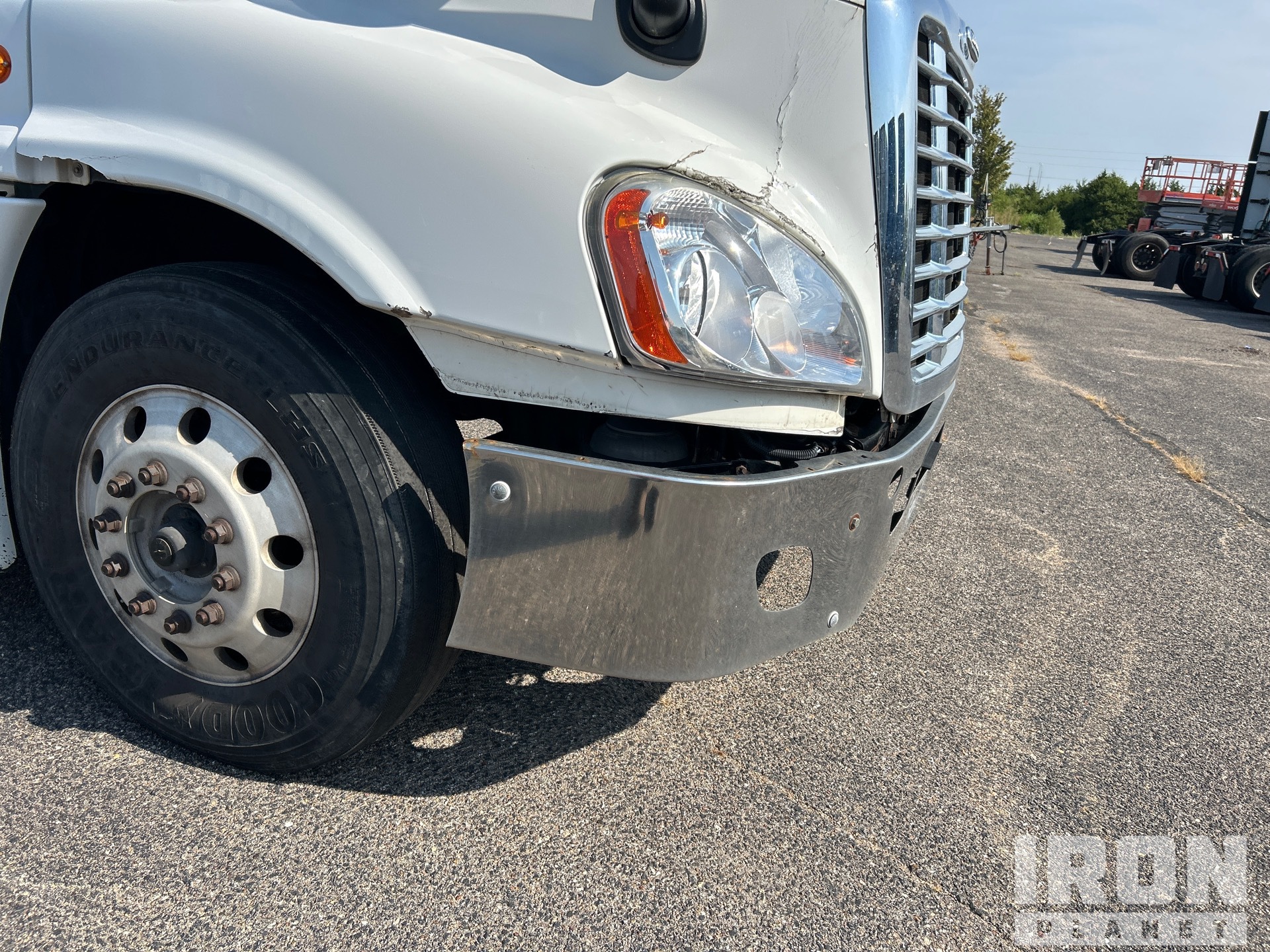 2016 Freightliner CASCADIA 125