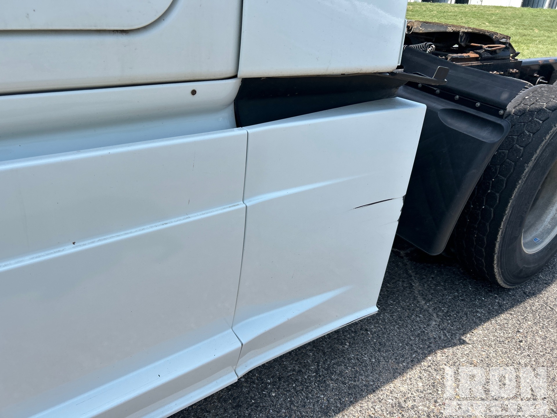 2016 Freightliner CASCADIA 125