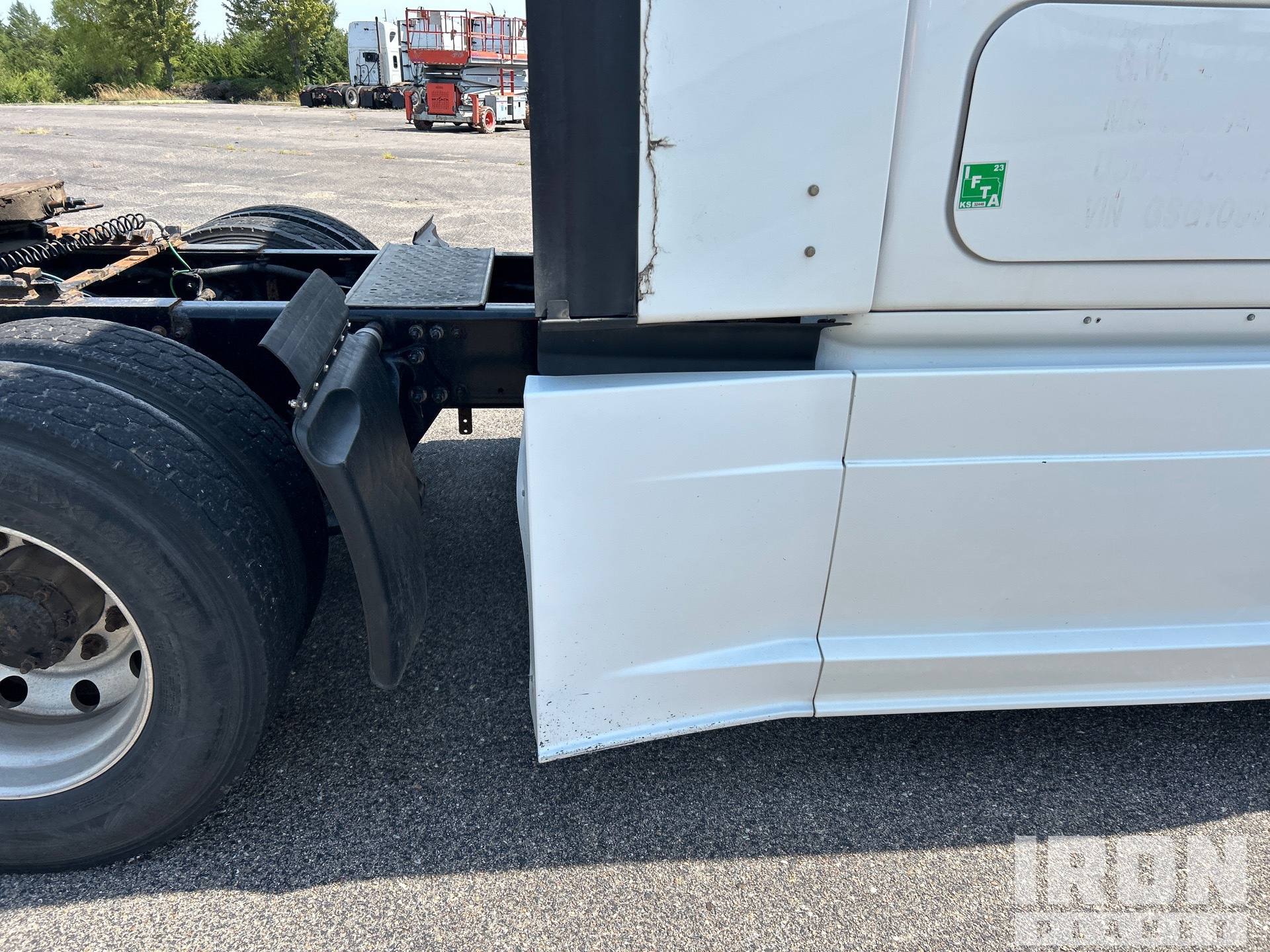 2016 Freightliner CASCADIA 125