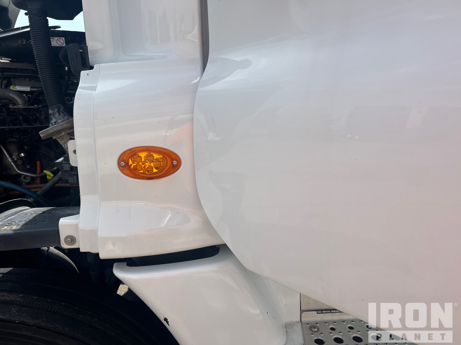 2017 Freightliner CASCADIA 125