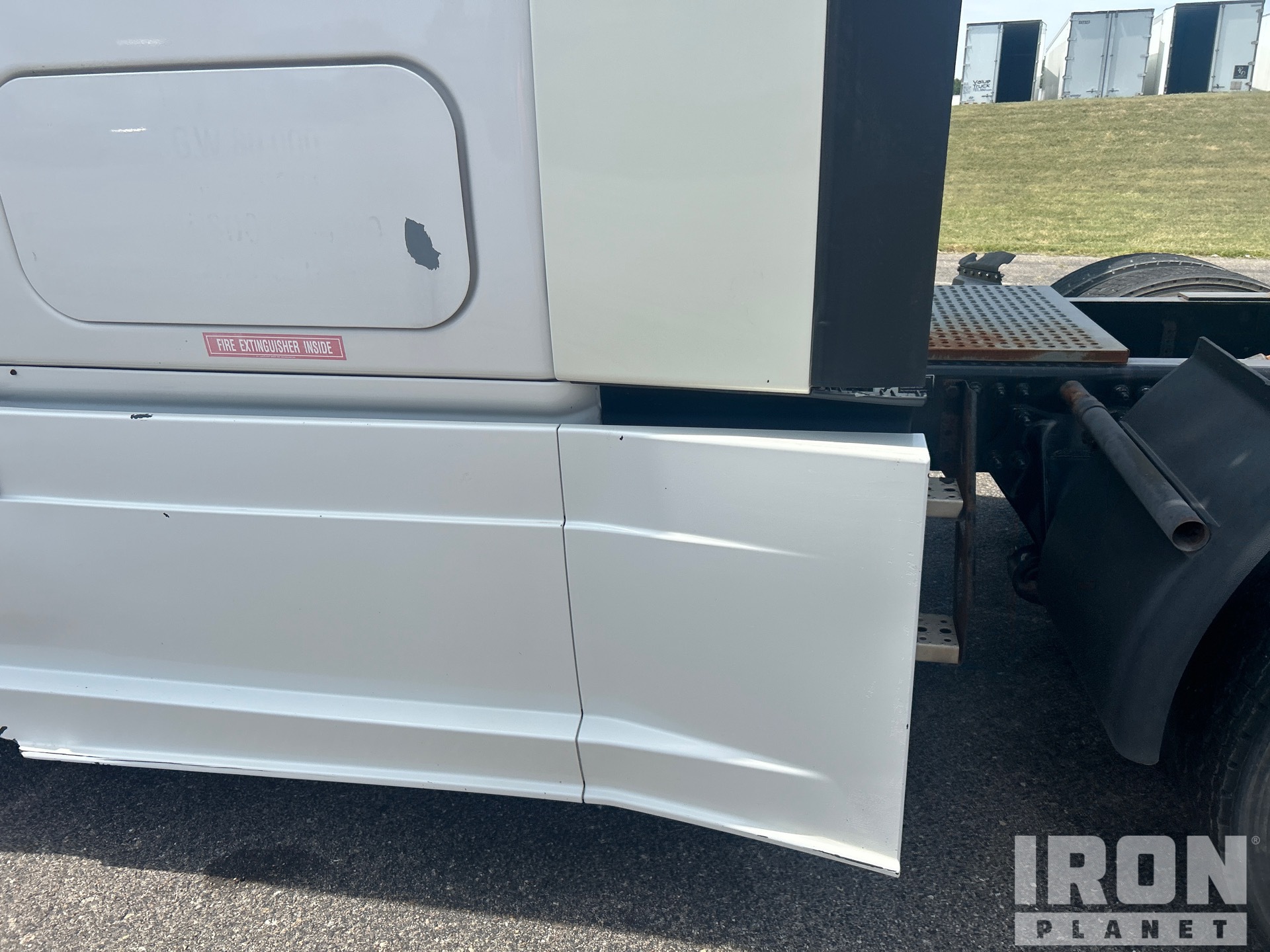 2017 Freightliner CASCADIA 125