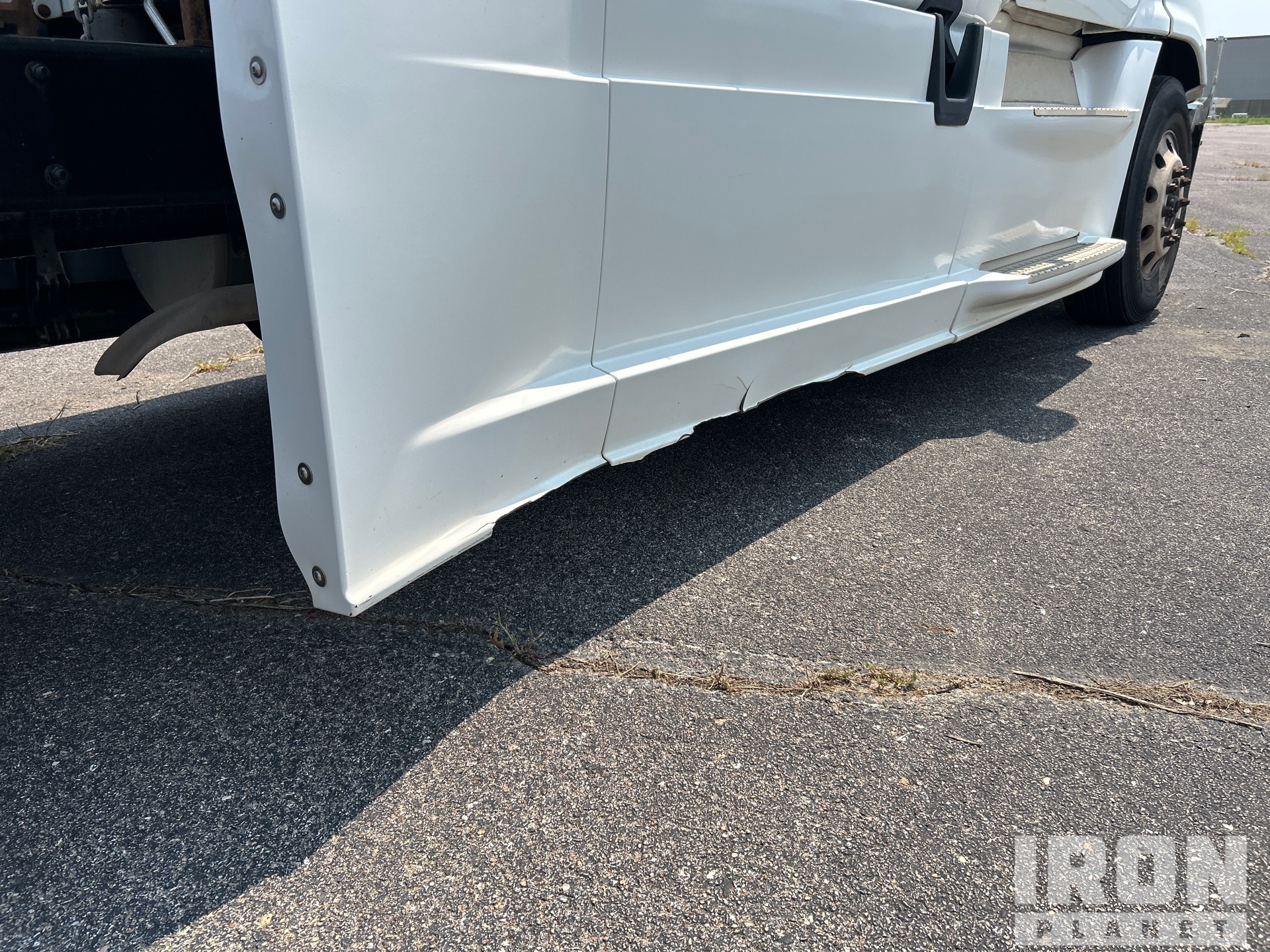 2017 Freightliner CASCADIA 125