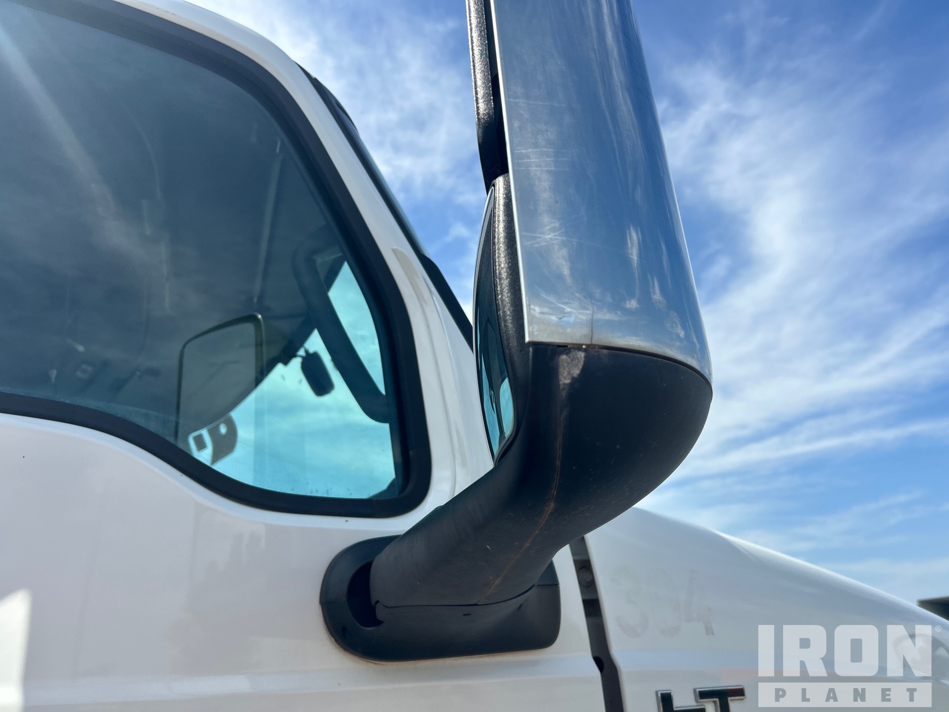 2019 International LT625