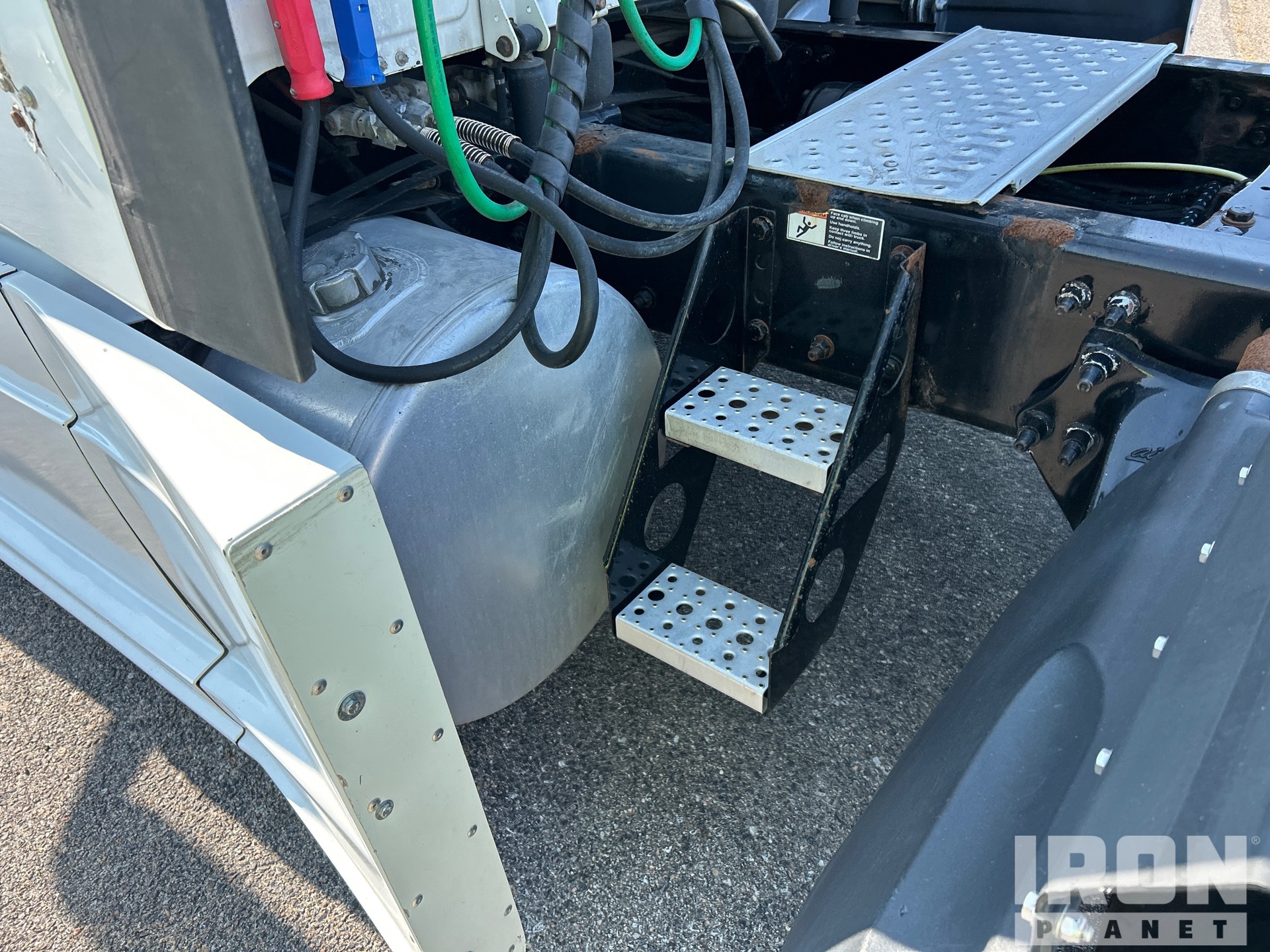 2019 Freightliner CASCADIA 126