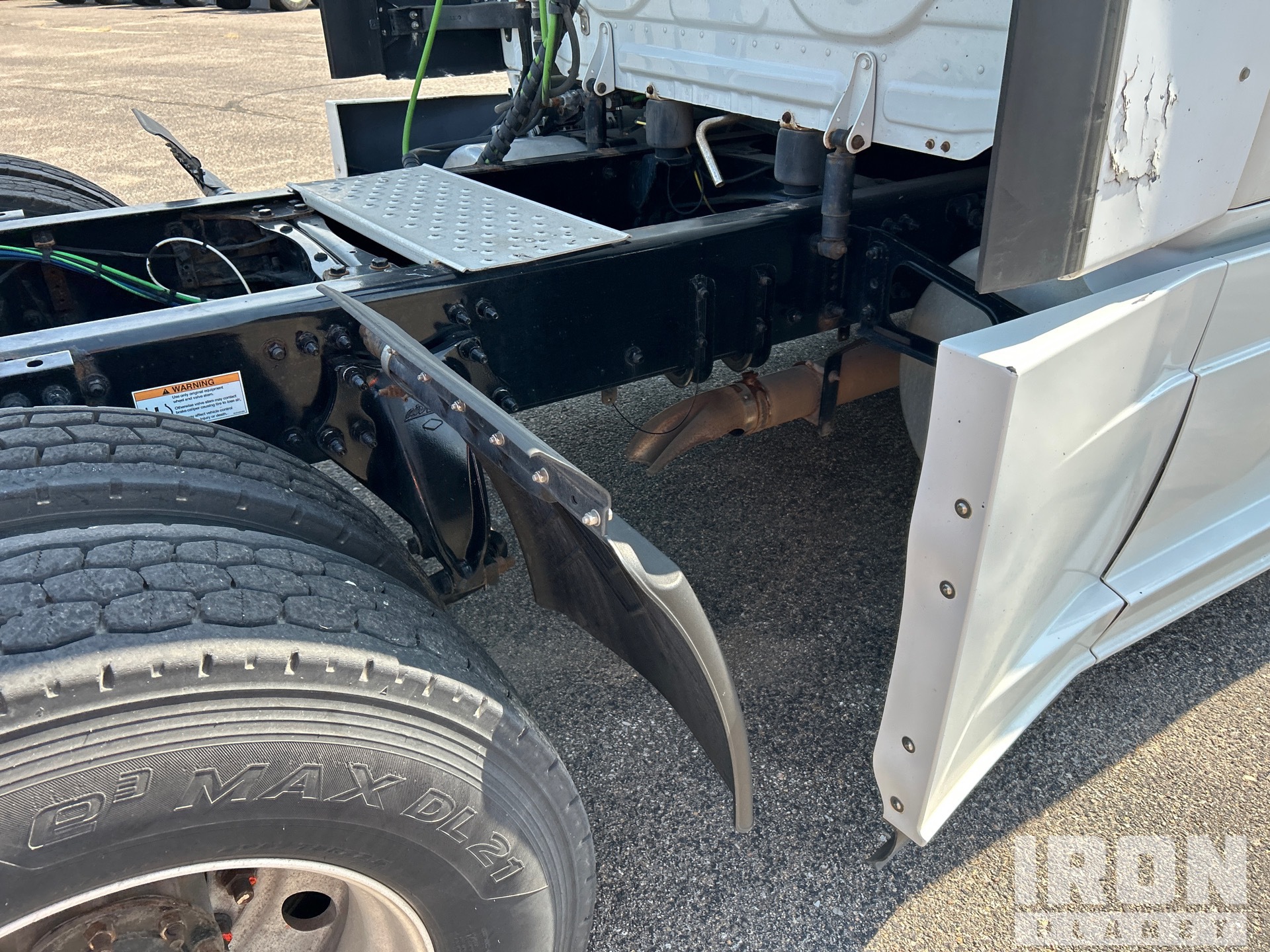 2019 Freightliner CASCADIA 126
