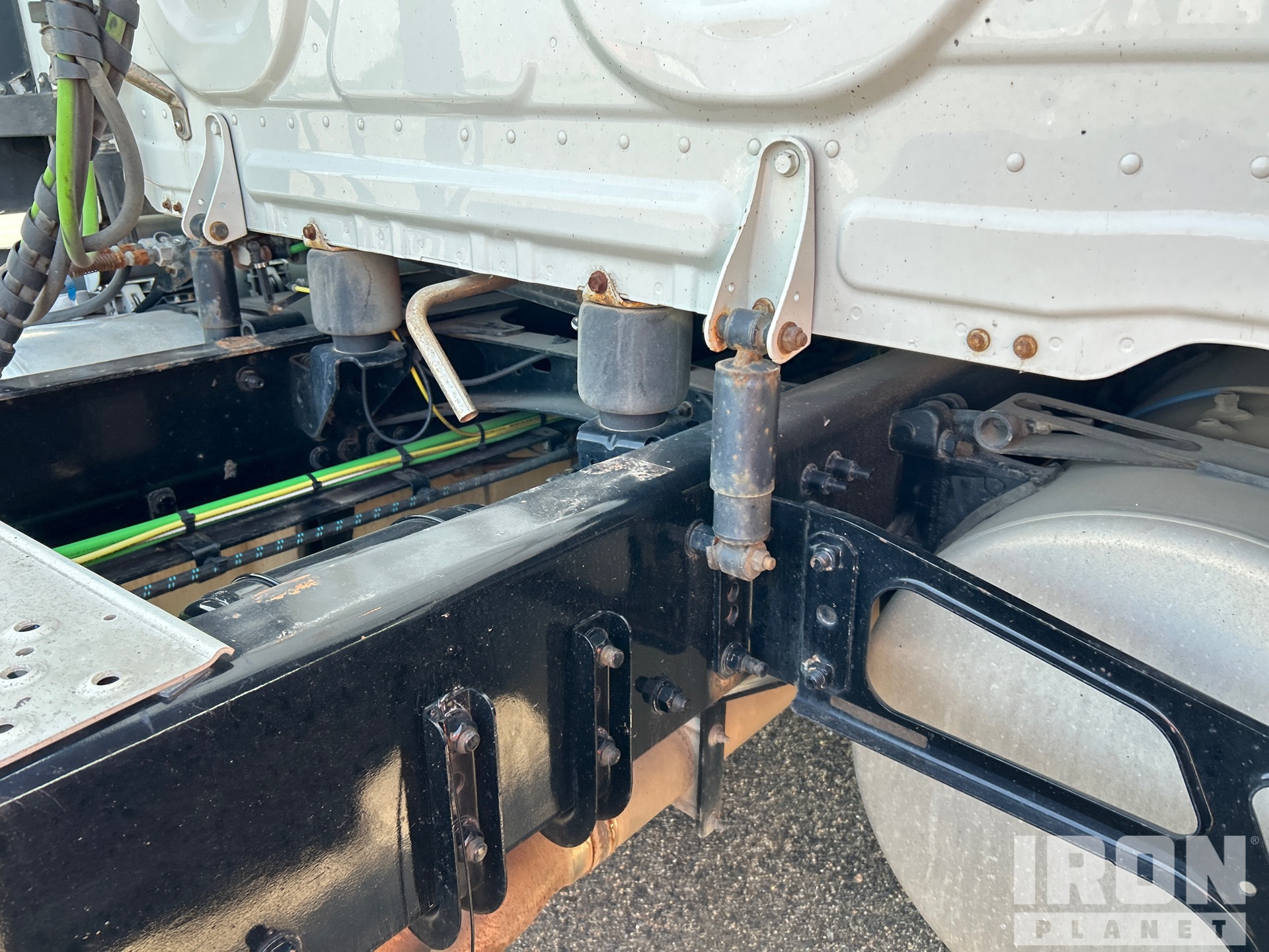 2019 Freightliner CASCADIA 126