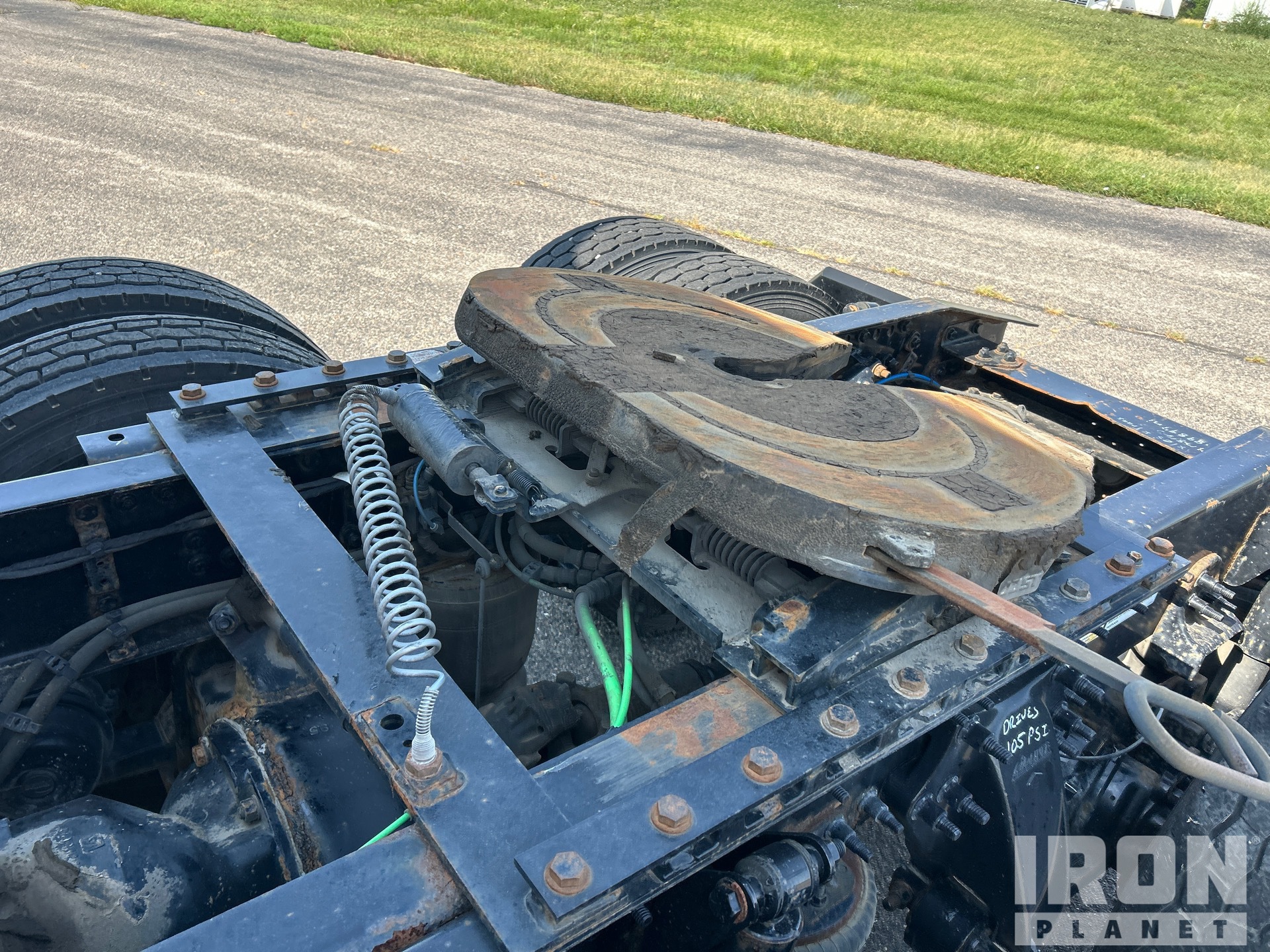 2019 Freightliner CASCADIA 126