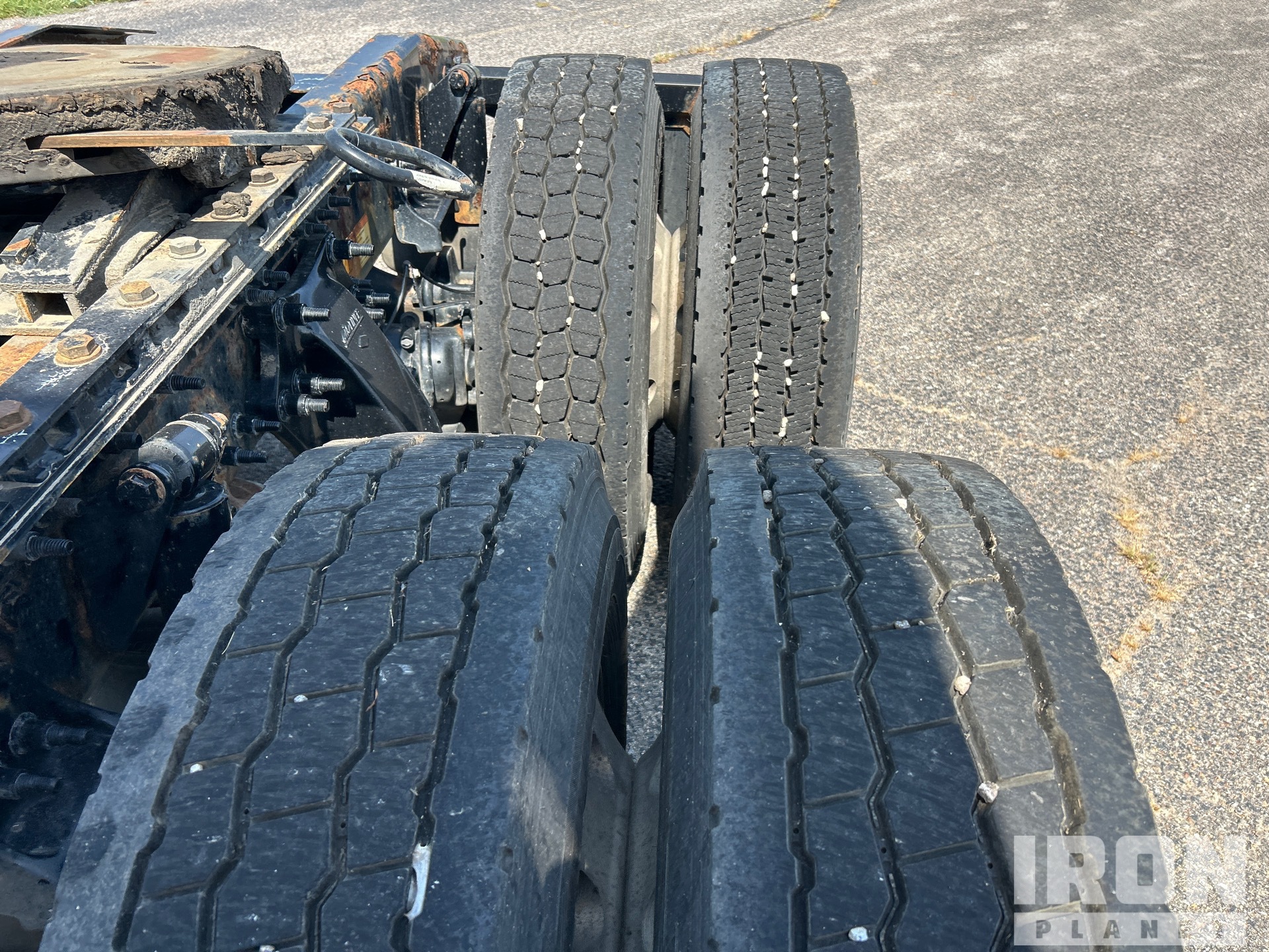 2019 Freightliner CASCADIA 126