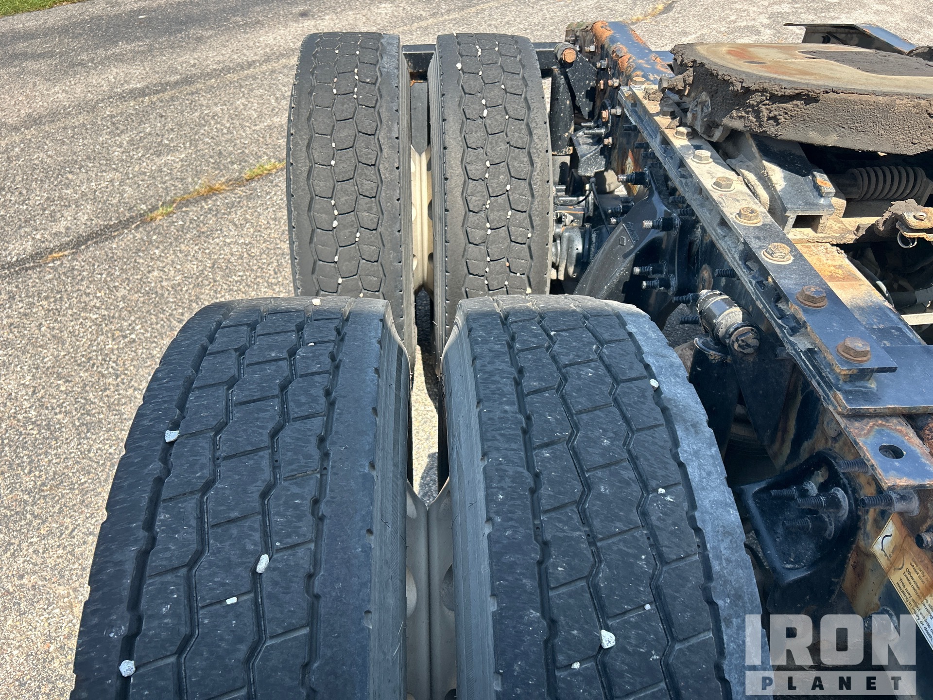 2019 Freightliner CASCADIA 126