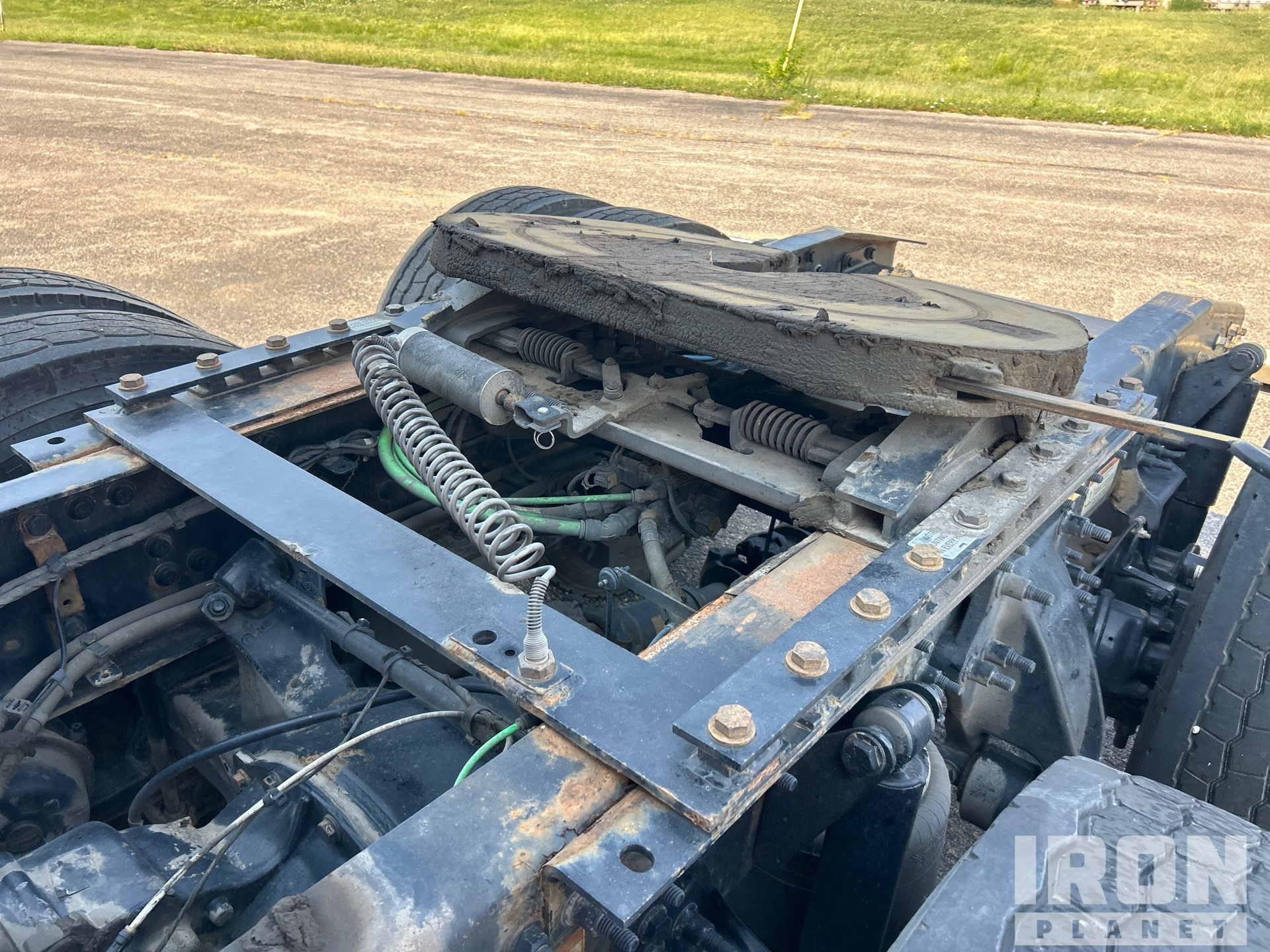 2020 Freightliner CASCADIA 126