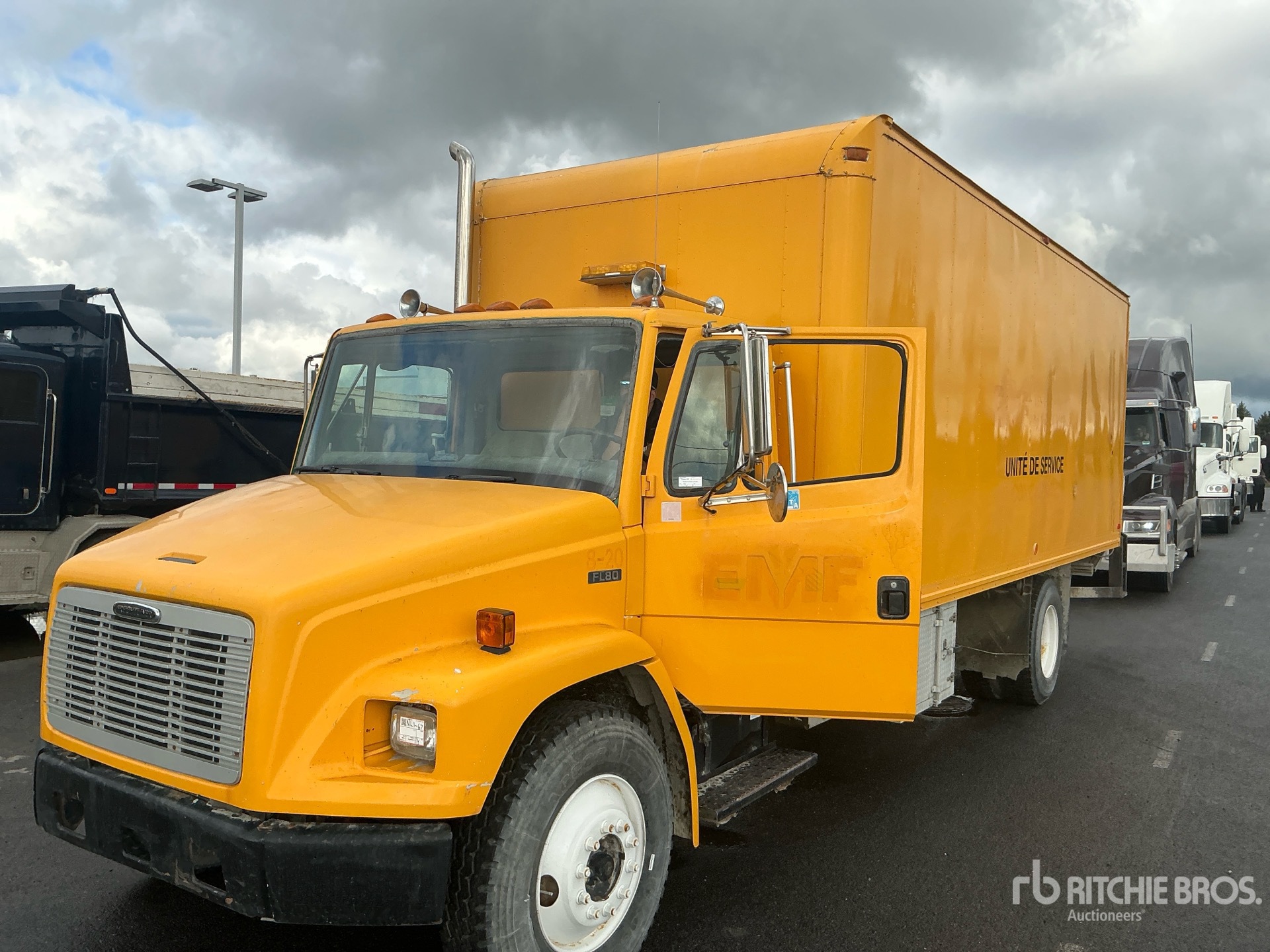 1998 Freightliner FL80