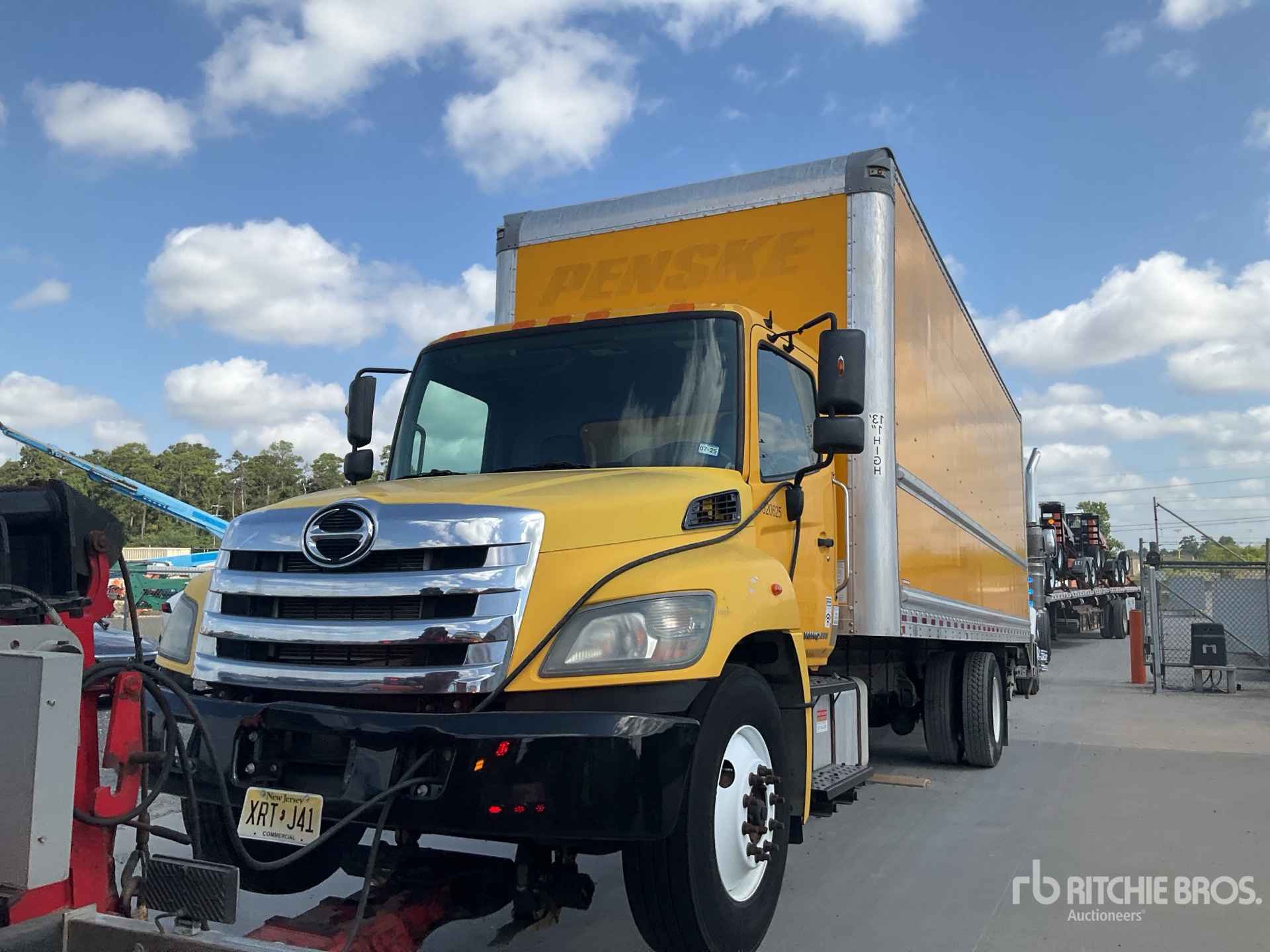 2019 Hino 268