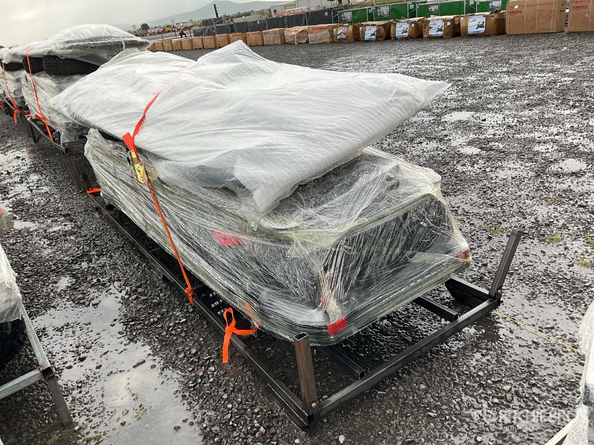 General Appearance with Picture, Left Rear Corner
