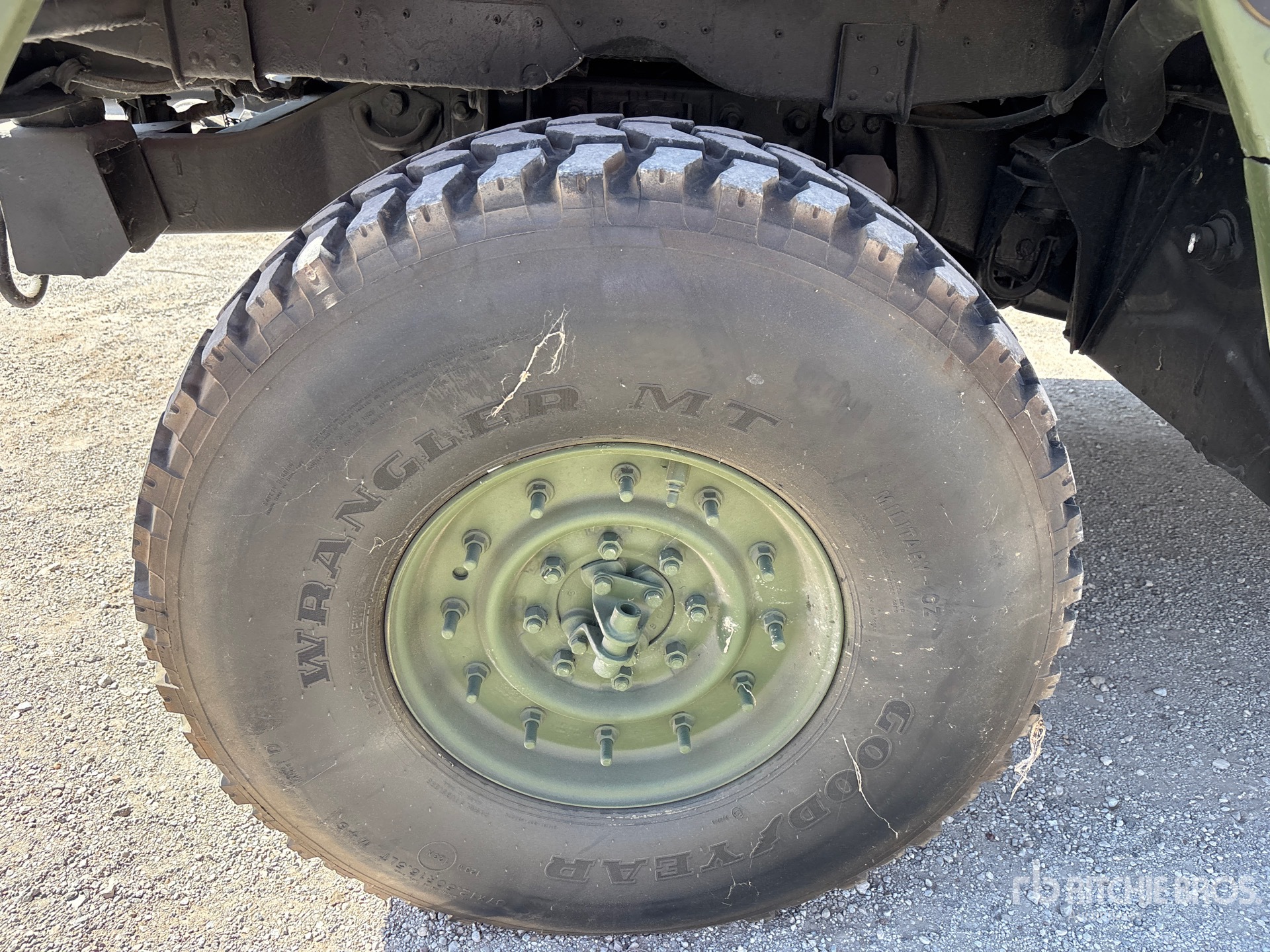 2001 Am General M1123
