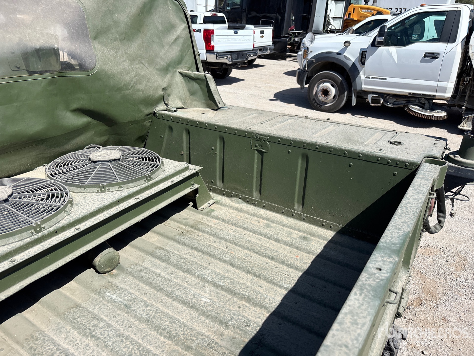 2001 Am General M1123