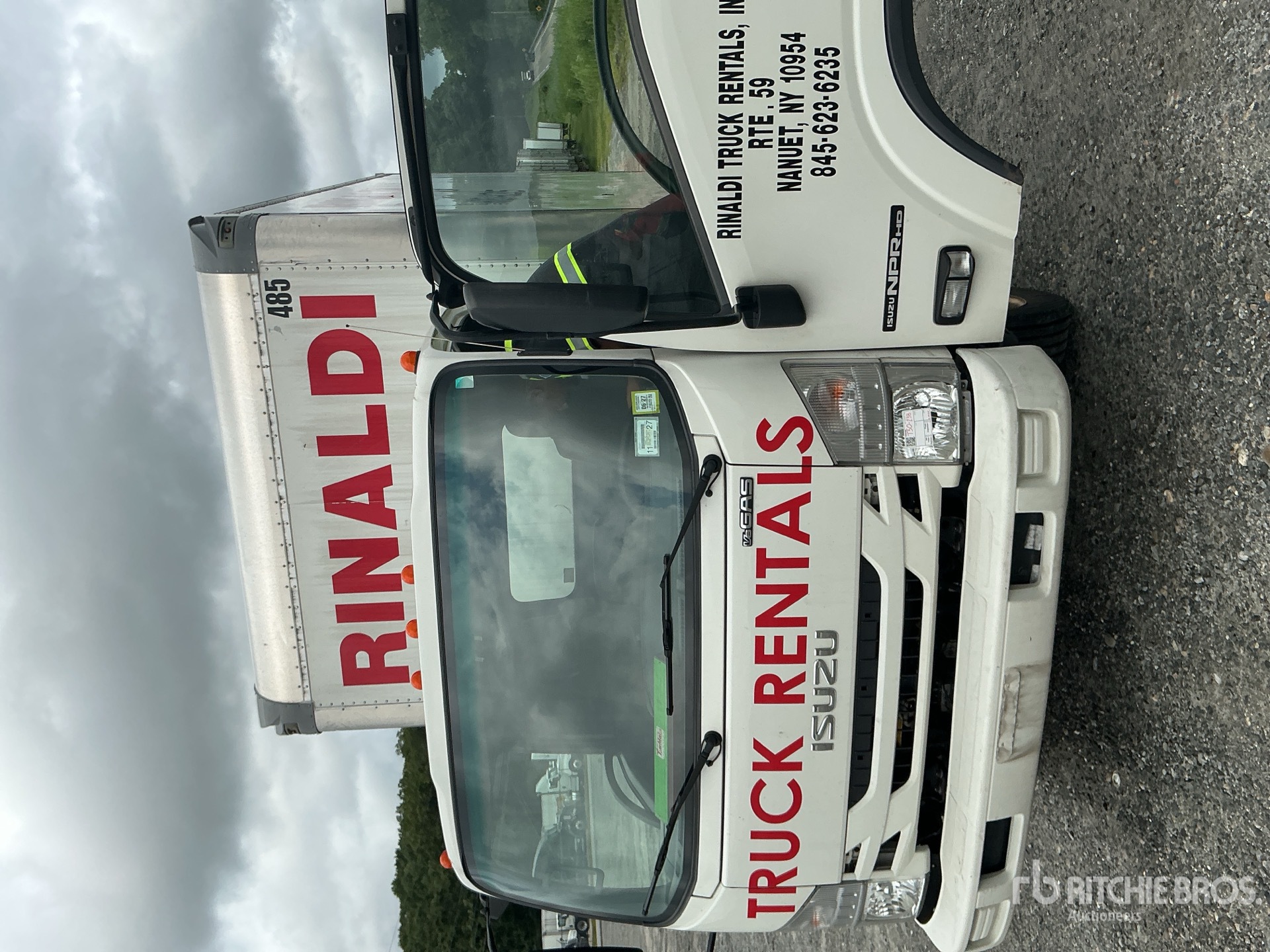 2021 Isuzu NPR HD