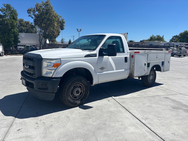 2015 Ford F-250 XL 4x4 Flatbed Dump Truck