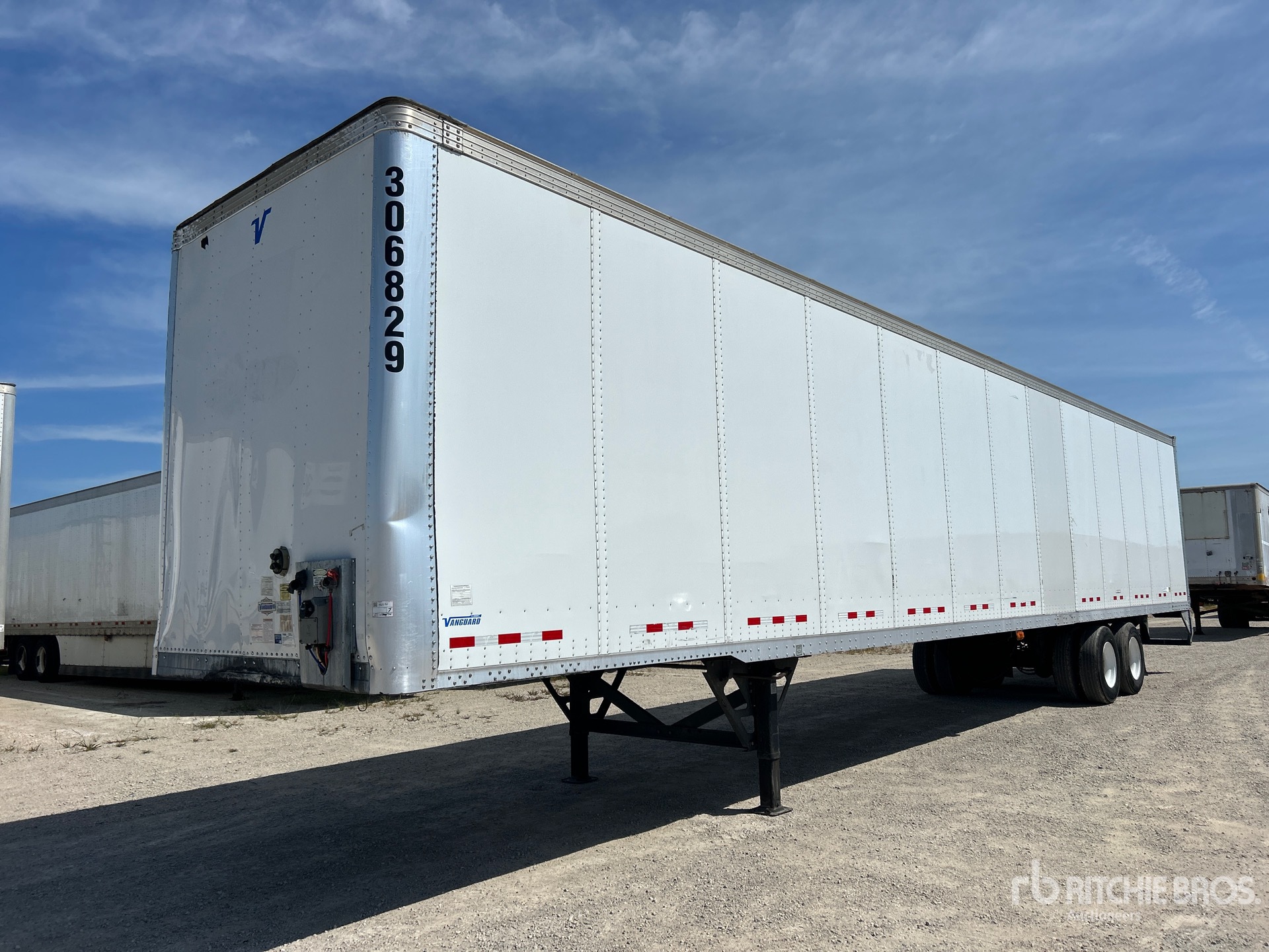 Photo of 2023 Vanguard VXP