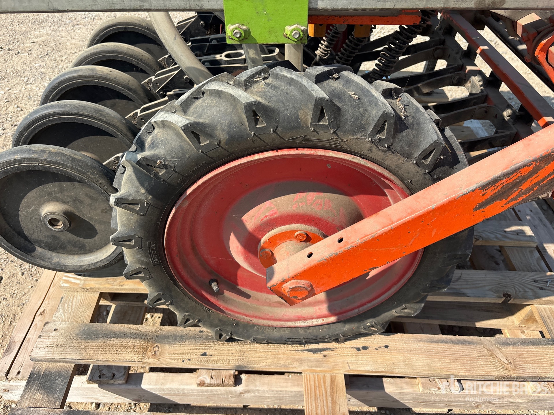 Pioneer 3-POINT HITCH