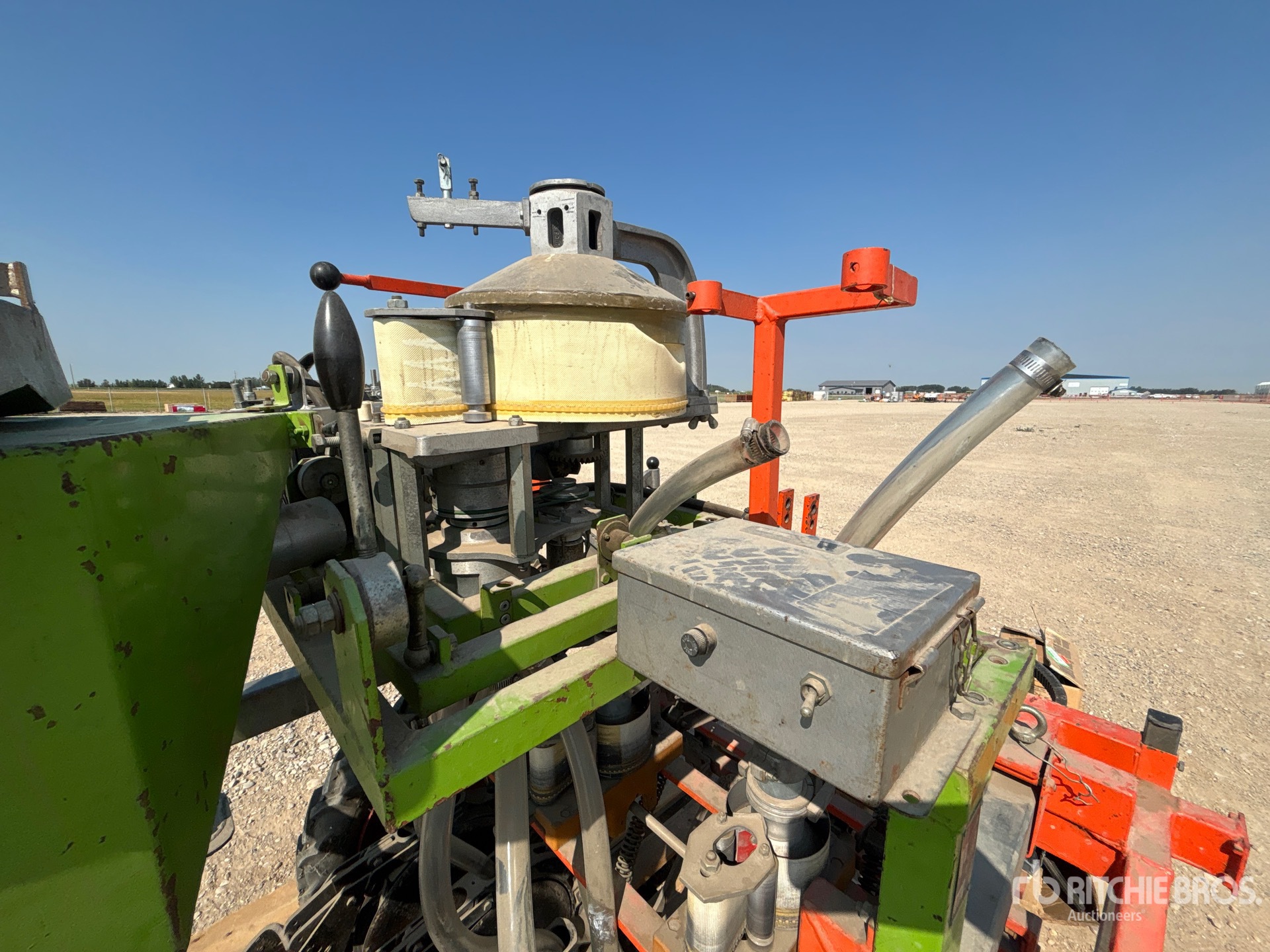 Pioneer 3-POINT HITCH