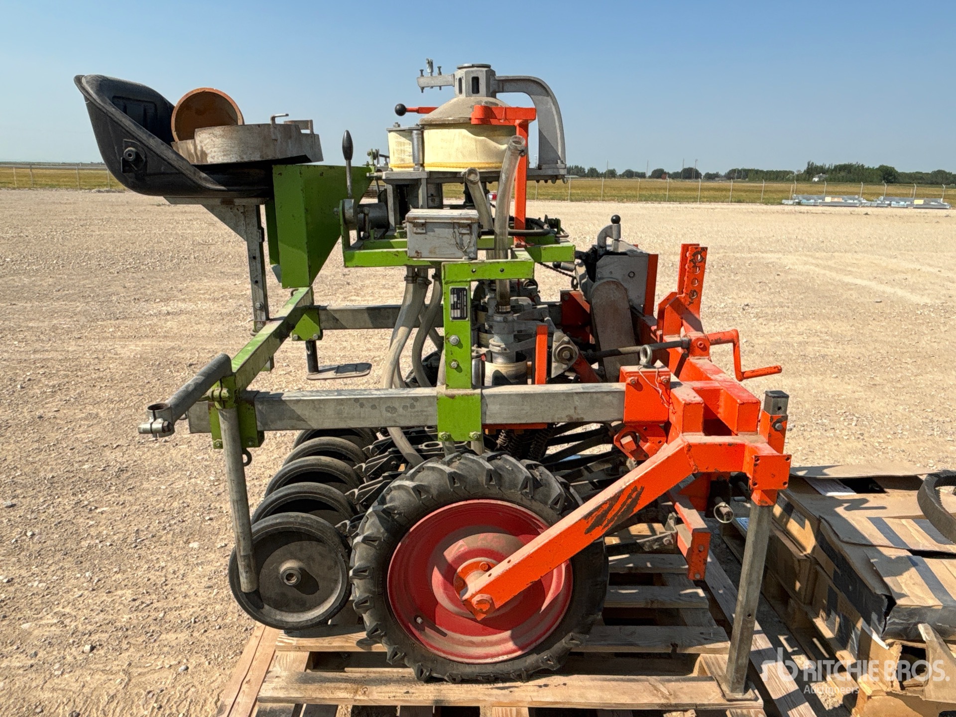 Pioneer 3-POINT HITCH