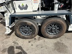Chassis with Condición de las cubiertas