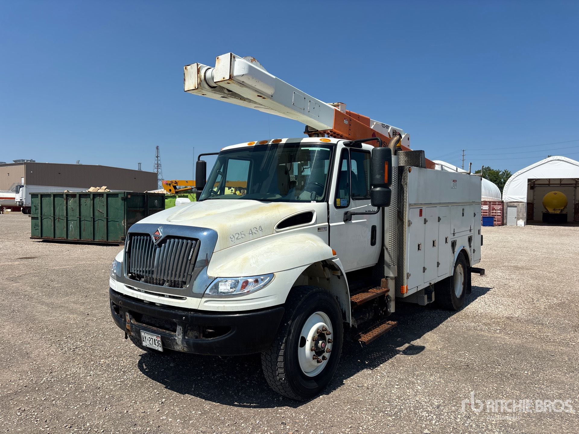 2013 International 4400