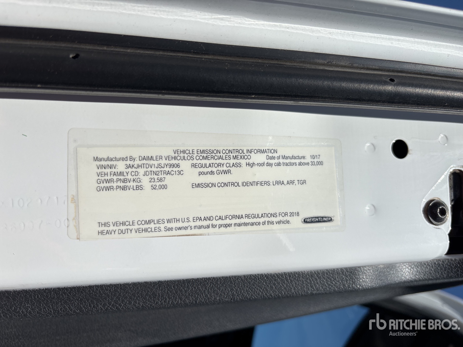 2018 Freightliner CASCADIA 116