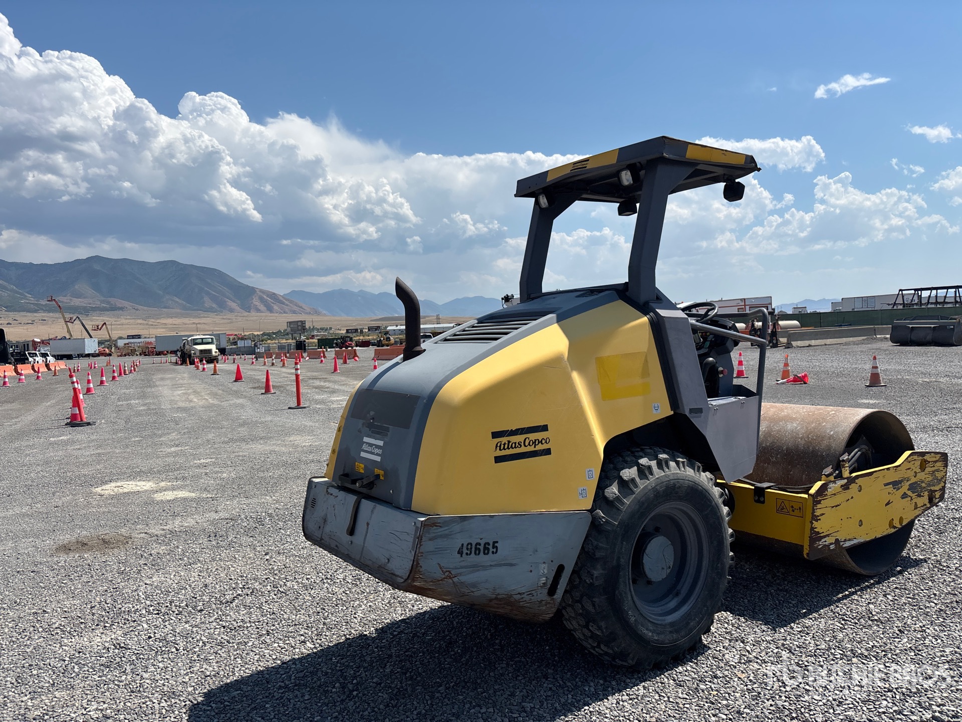 2014 Dynapac CA1300D