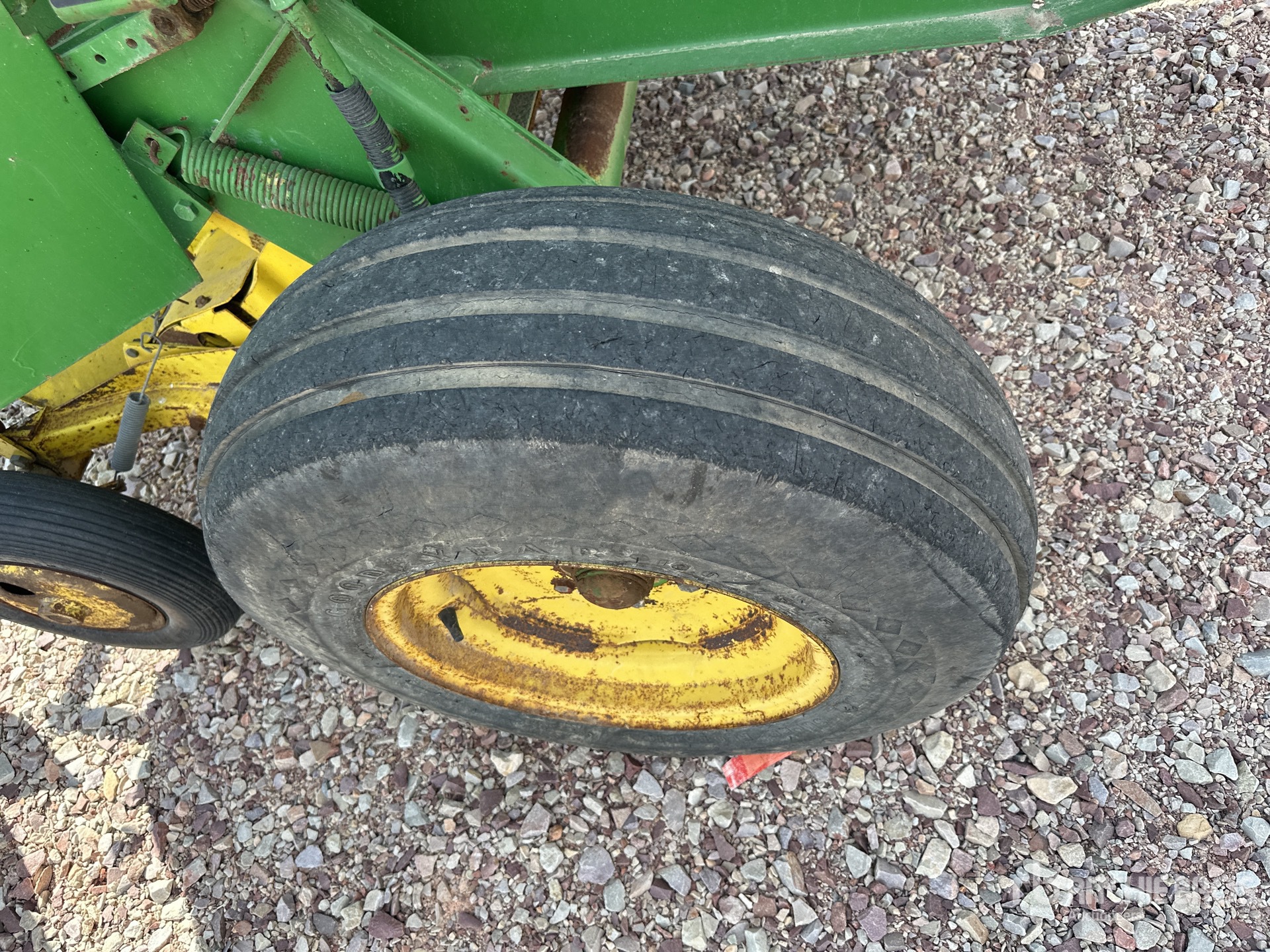 John Deere 550