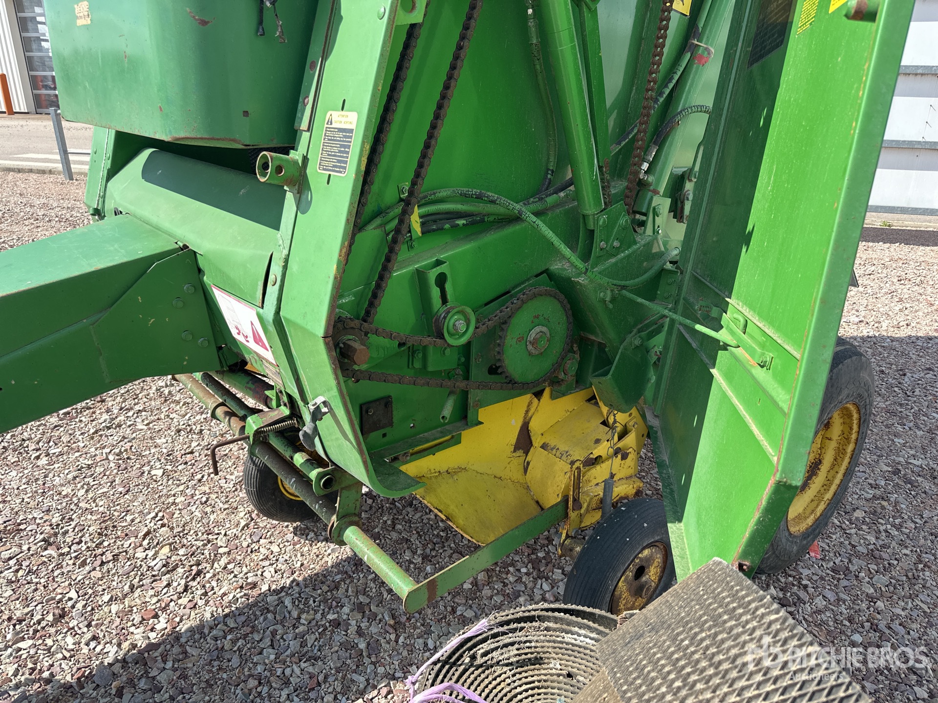 John Deere 550