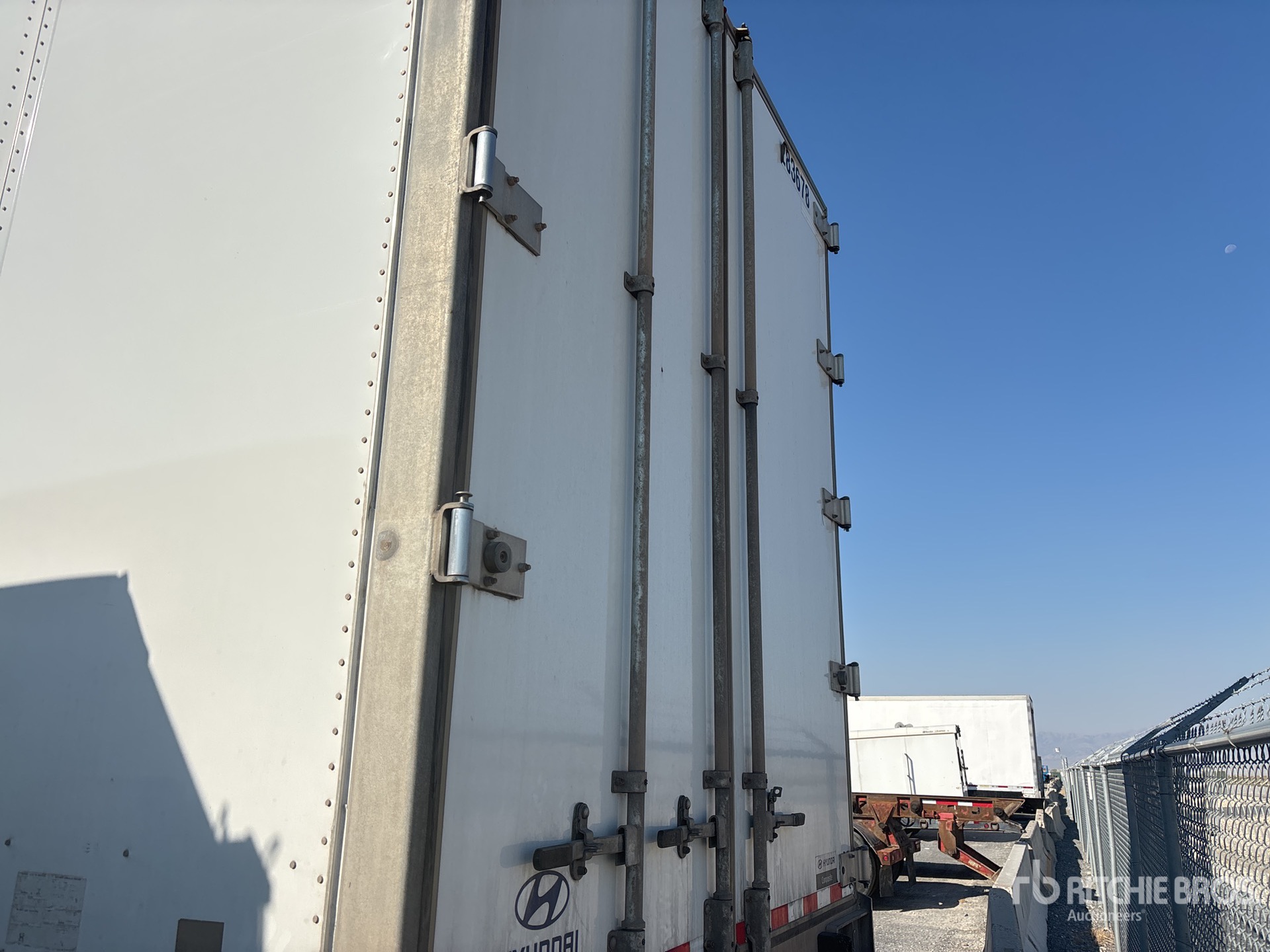 2017 Hyundai VC2530152-AJS