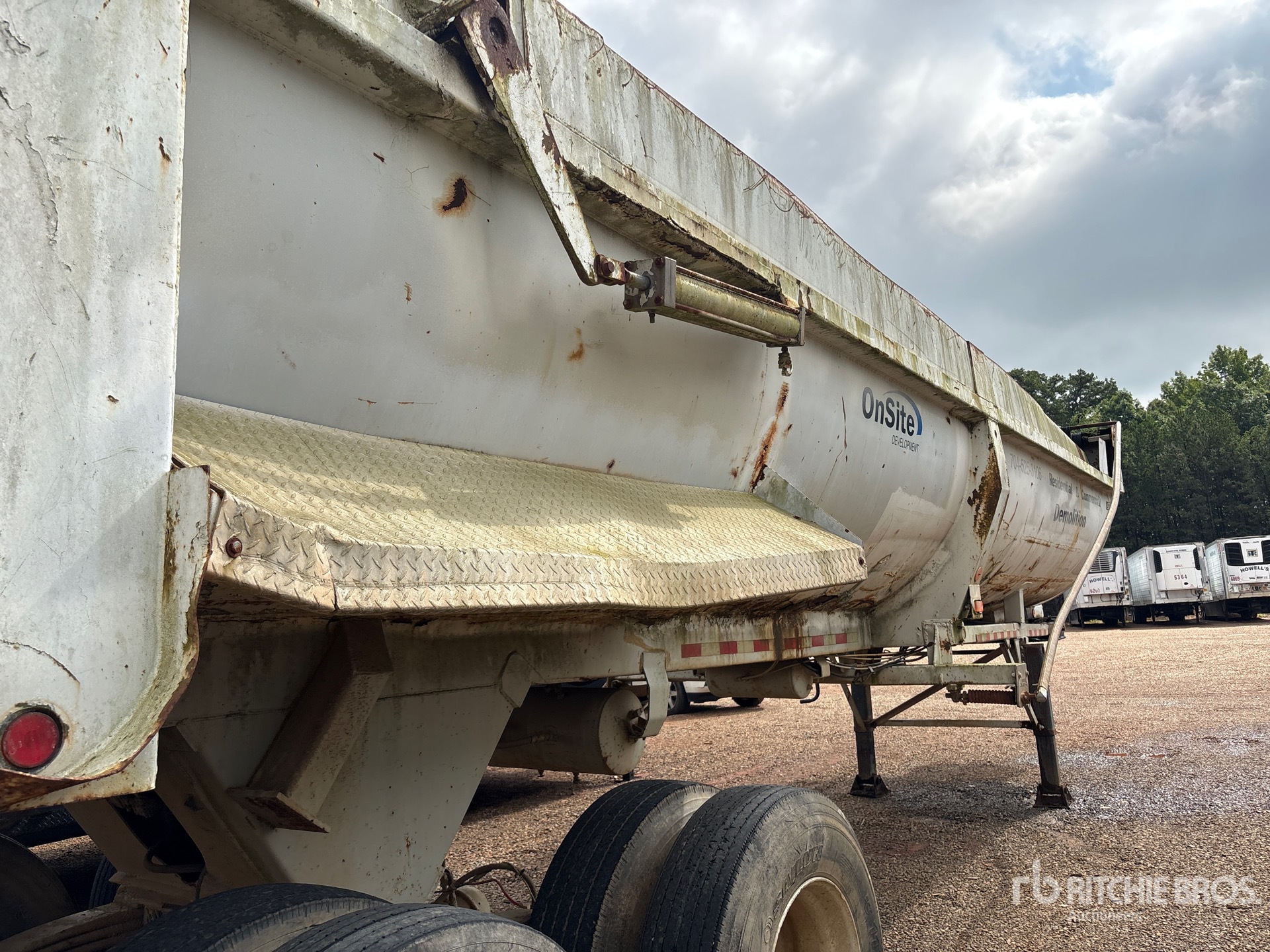 1998 Clement Demolition Trailer