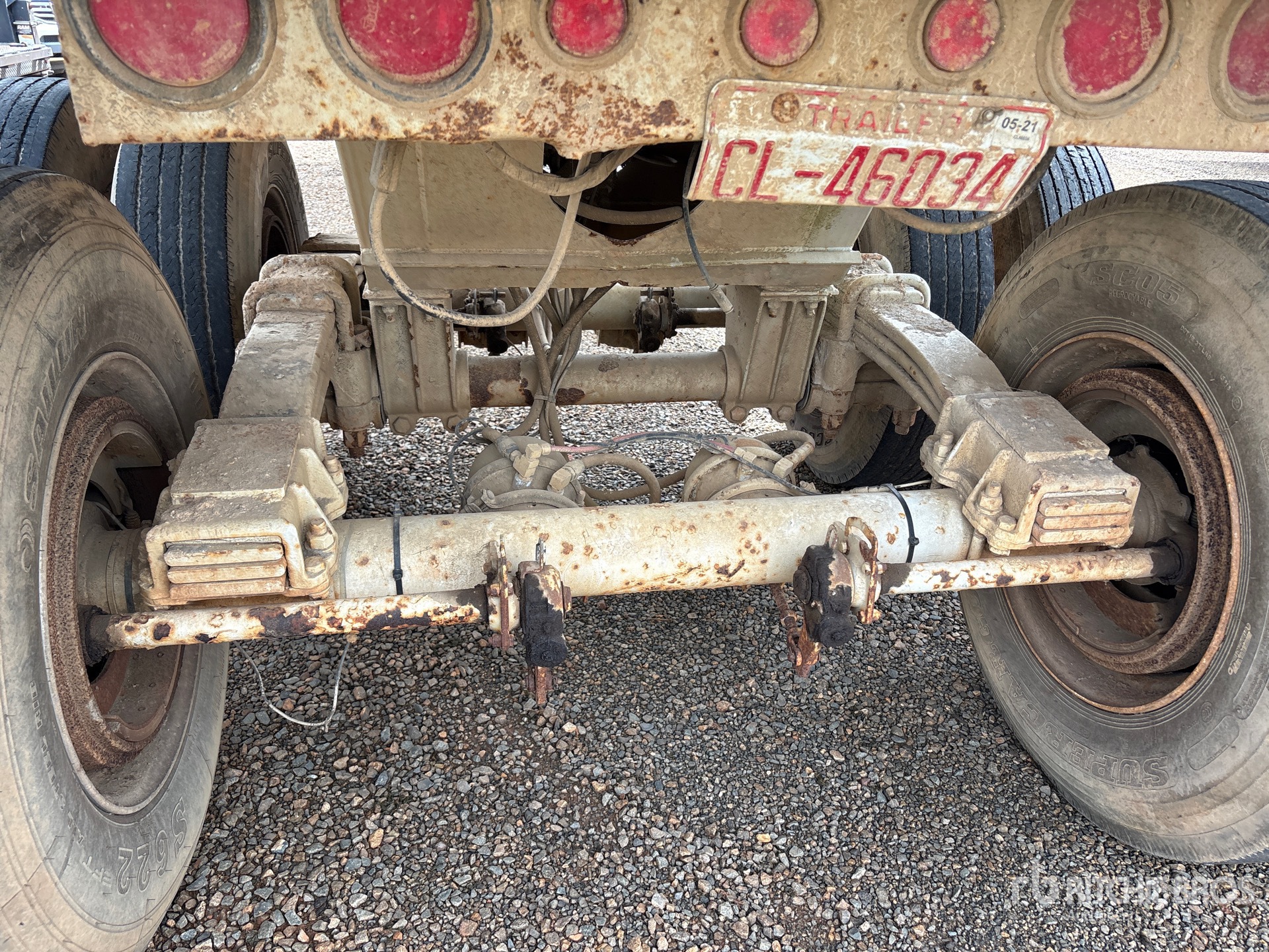 1998 Clement Demolition Trailer