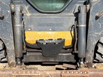 Hydraulics with Bucket Tilt Cylinders