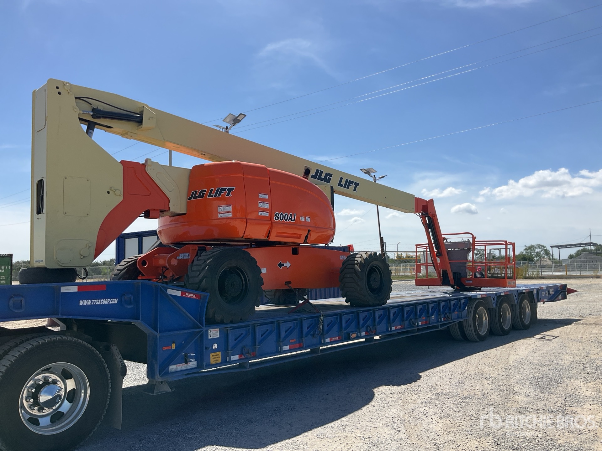 2008 JLG 800AJ