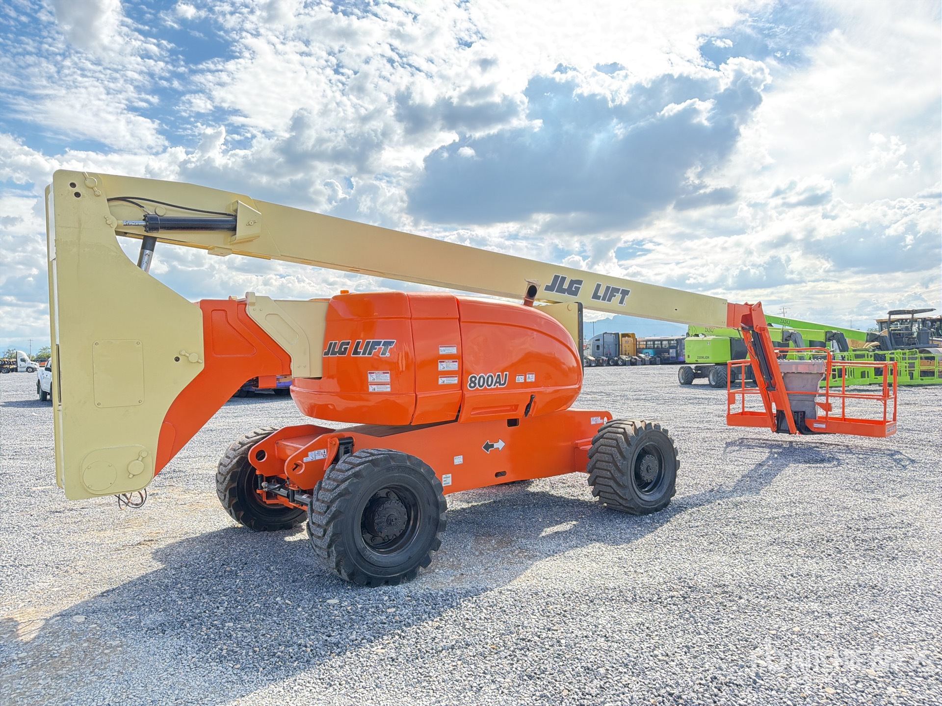 2008 JLG 800 AJ
