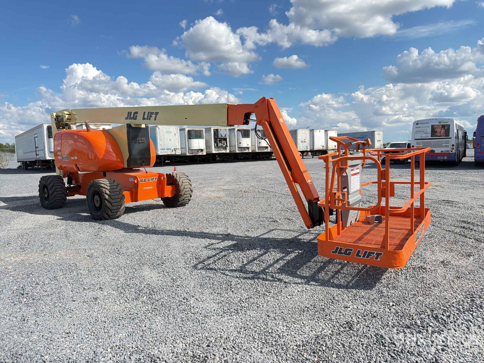 2008 JLG 800 AJ