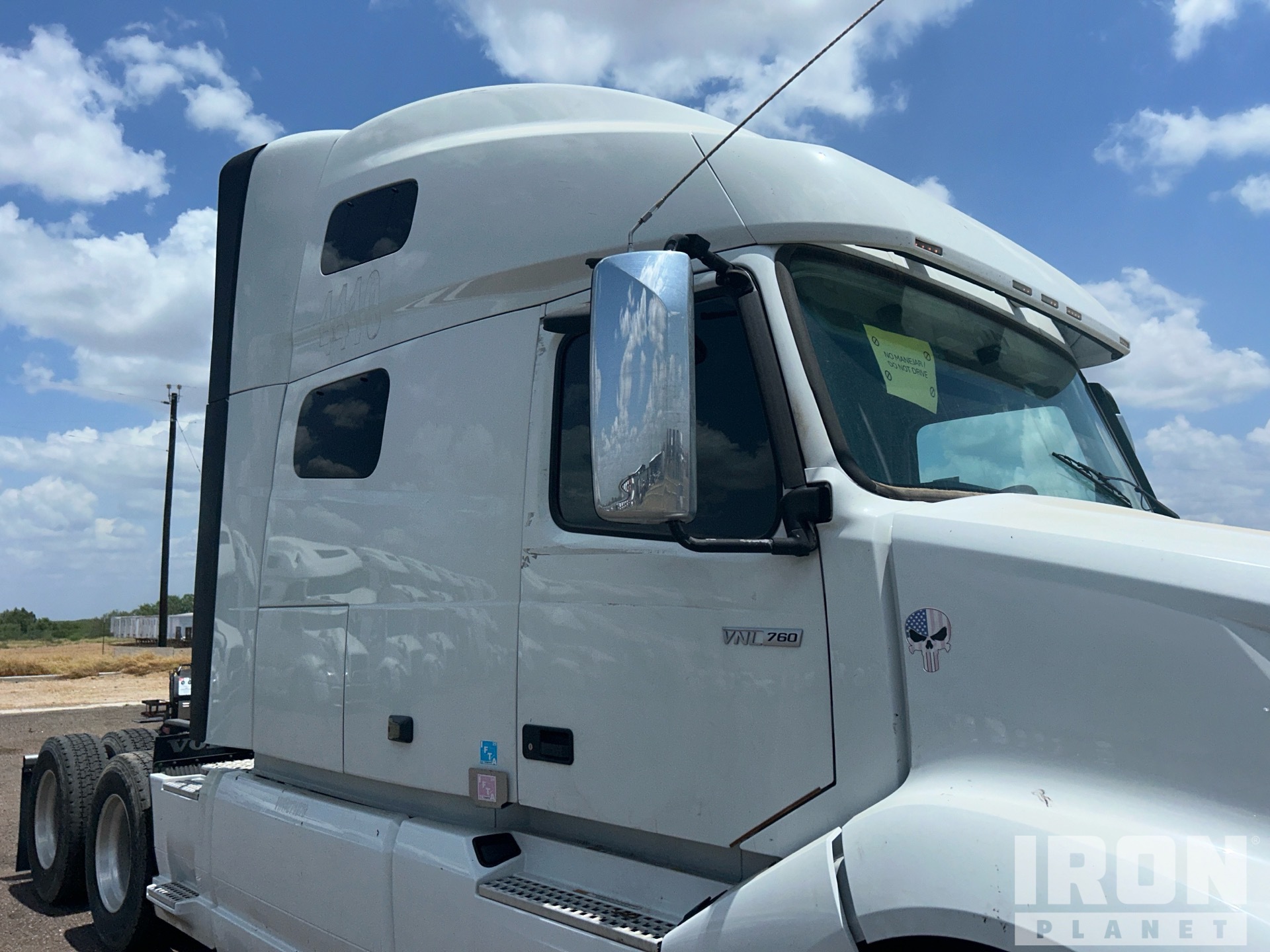 2021 Volvo VNL