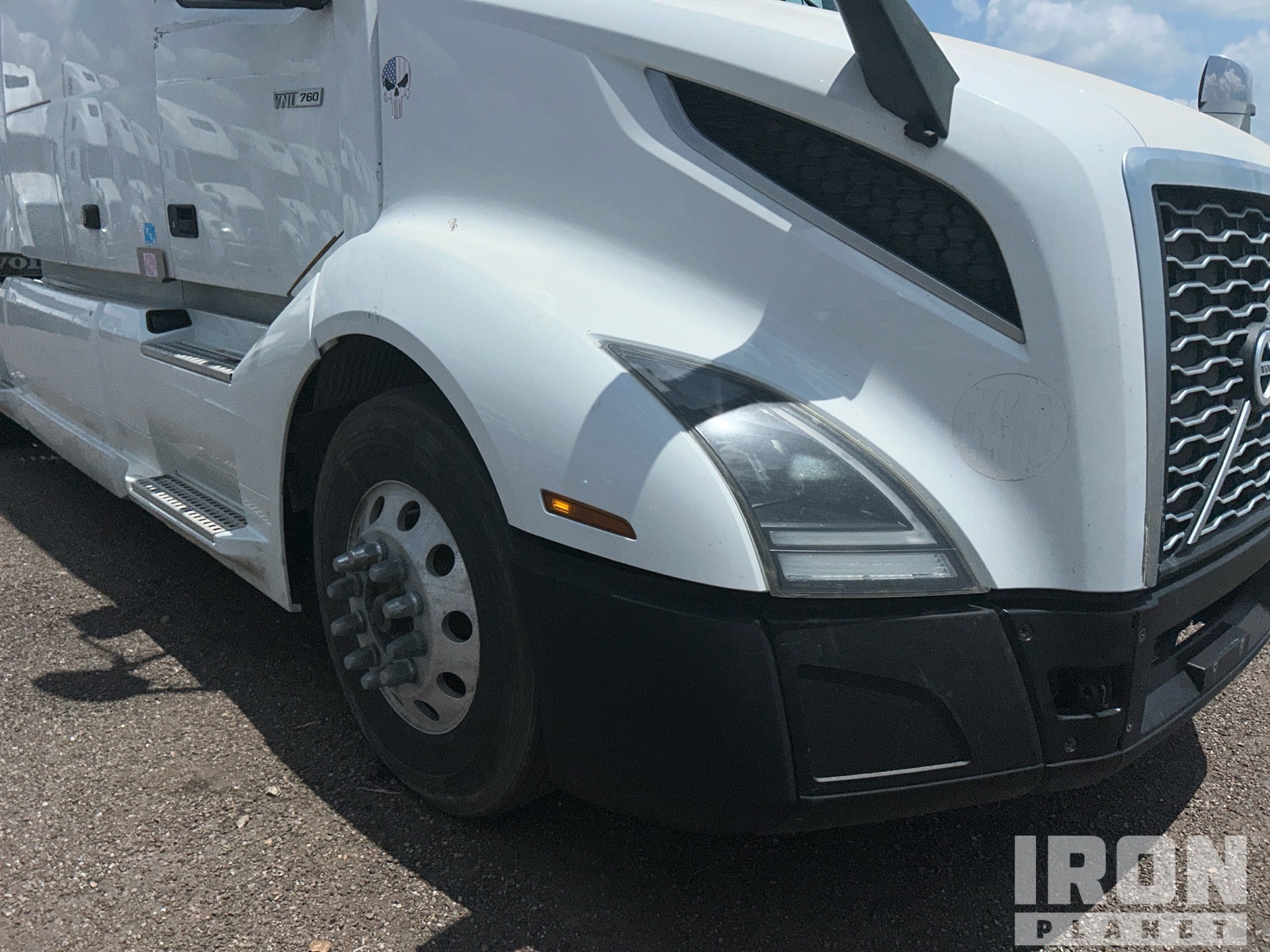 2021 Volvo VNL